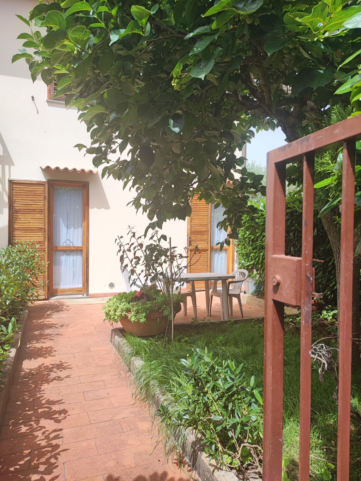 Accogliente casa a schiera con giardino a Pozzolatico