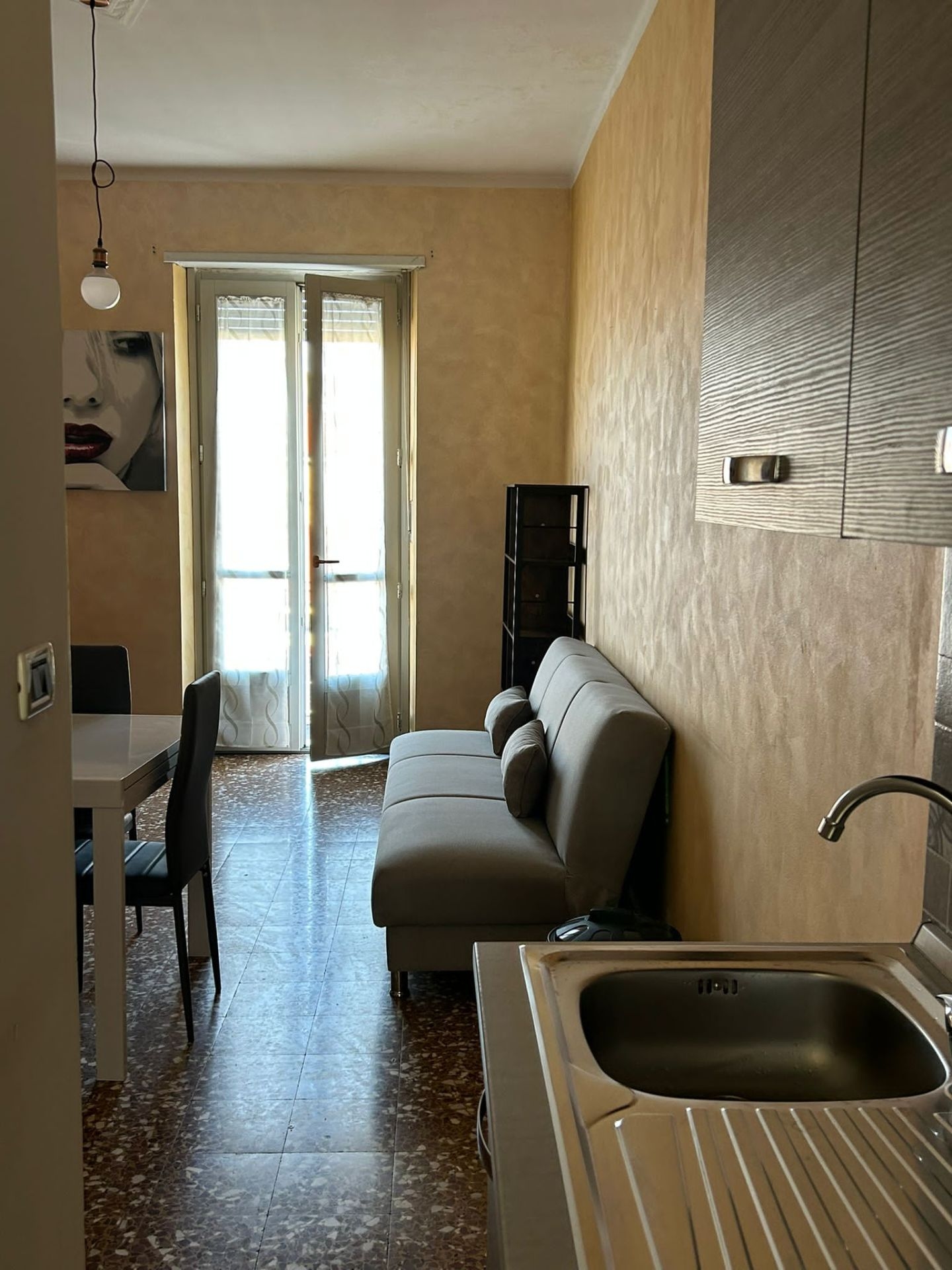 Affitto Posto in doppia €300 - Torino, Via trino 10_2