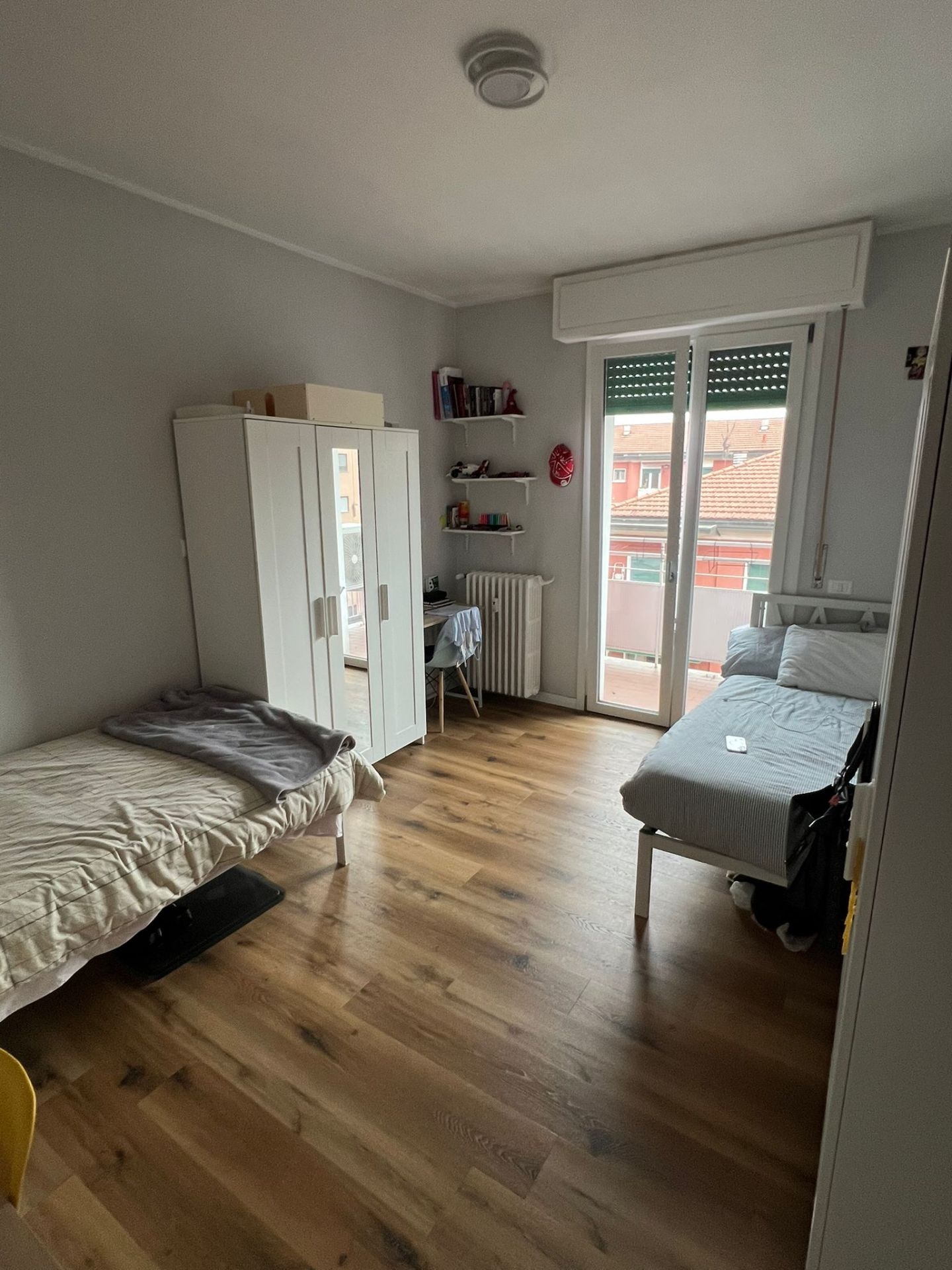 Entrambi posti letto in doppia con balcone e aria condizionata