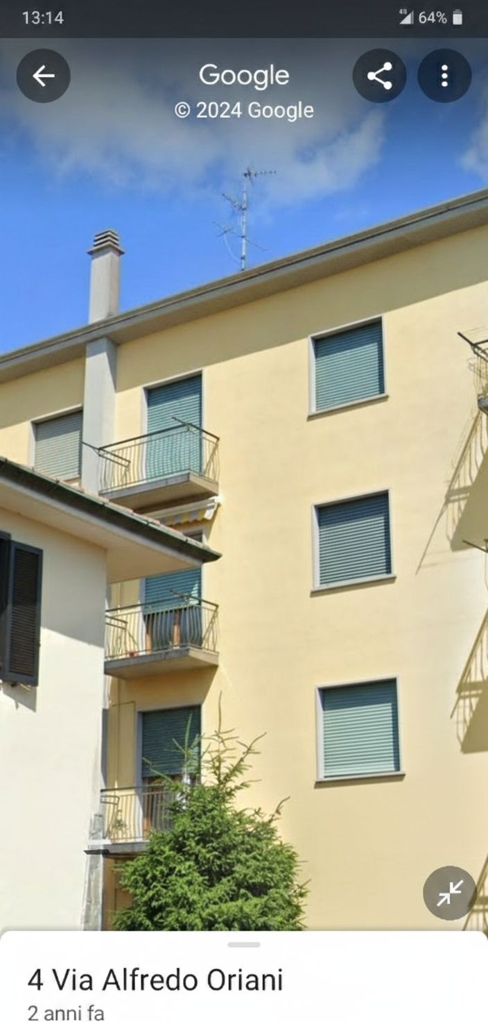 grazioso bilocale luminoso finemente  arredato  con balcone e cantina