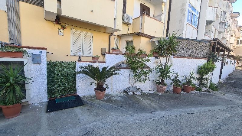 Appartamento arredato in Via della Cicala