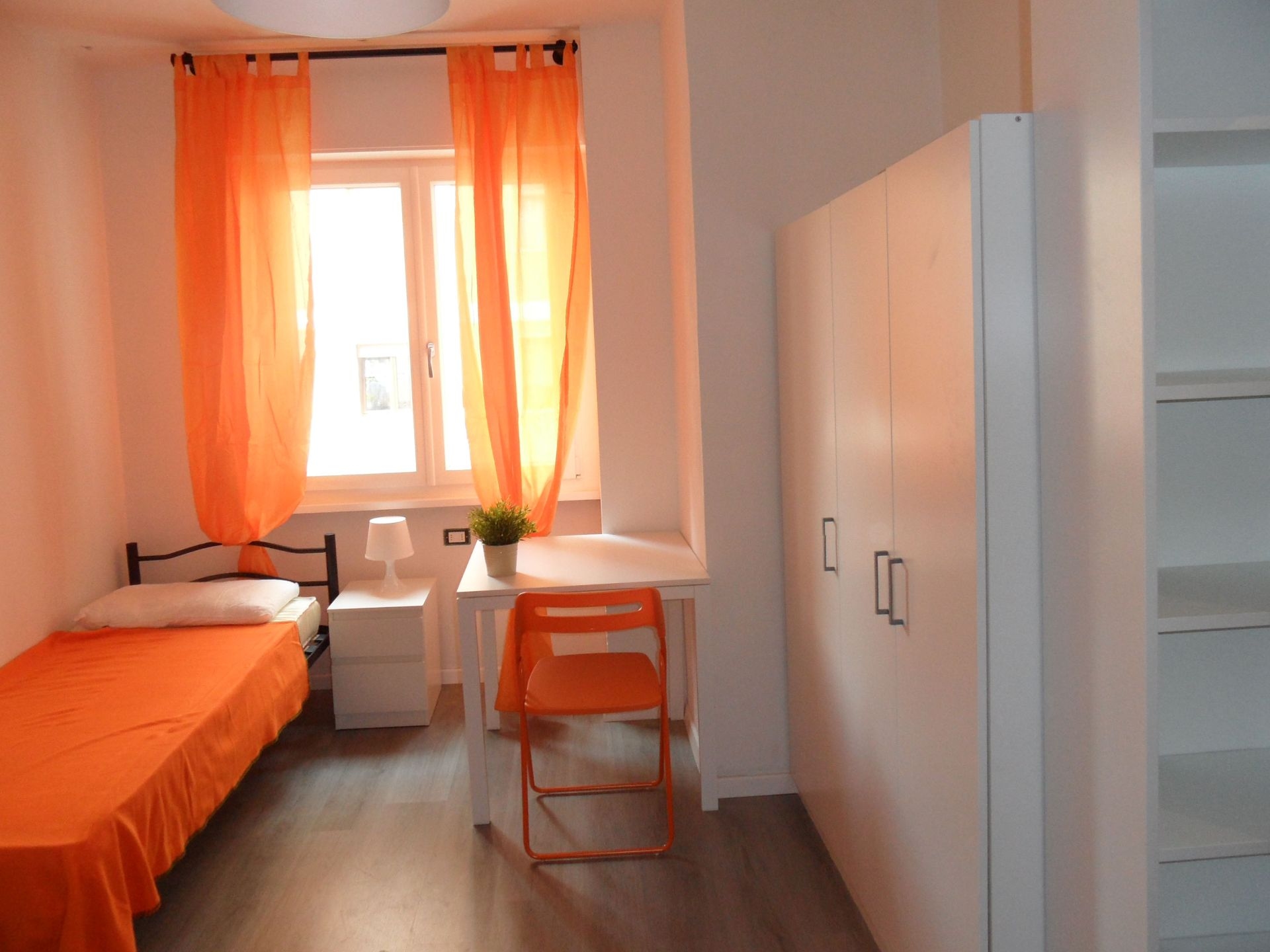 Trento Centro Posto letto Ragazza in doppia luminosa