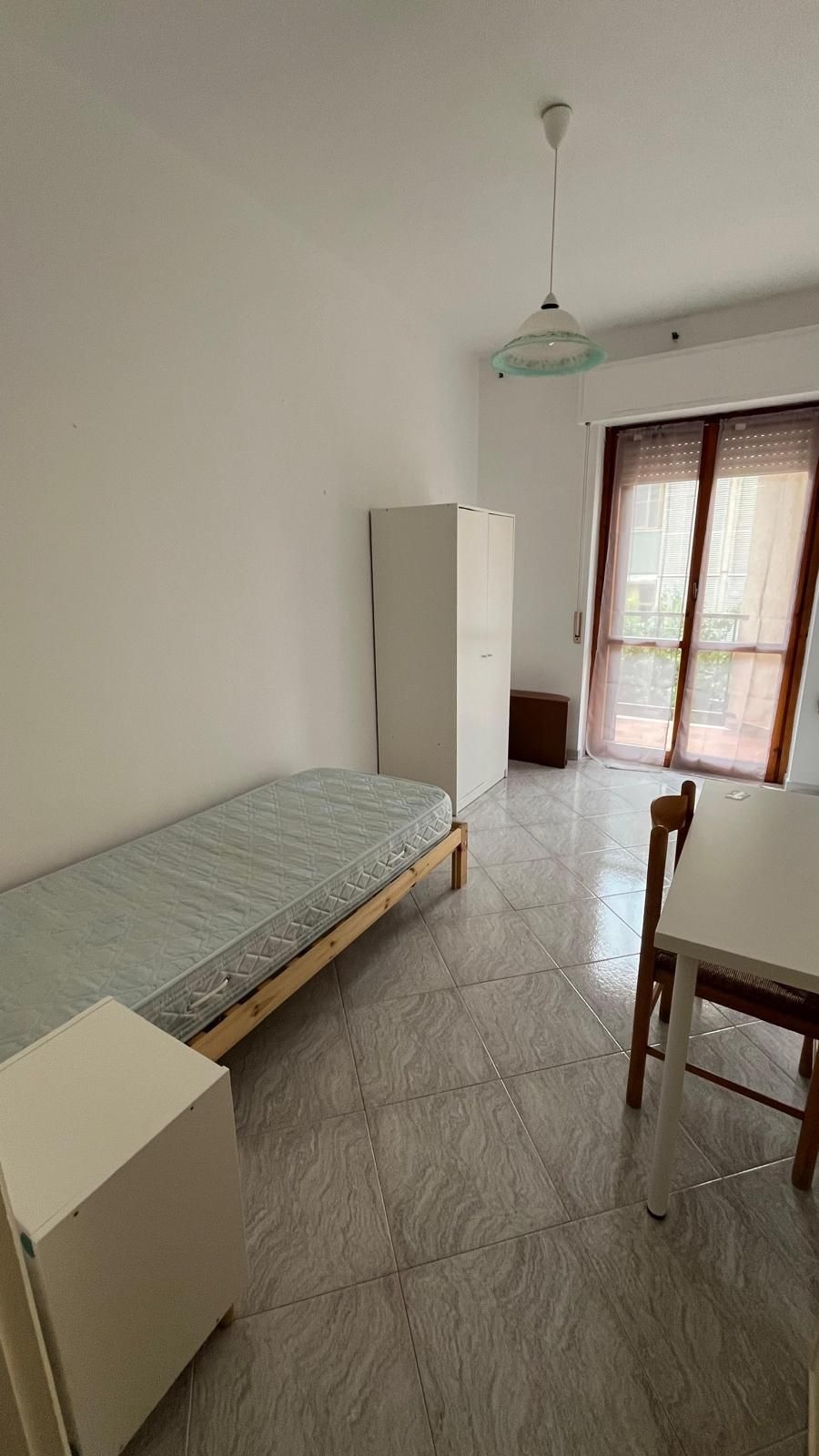 Affitto Stanza singola €220 - Cagliari, Via paolo veronese 3_2