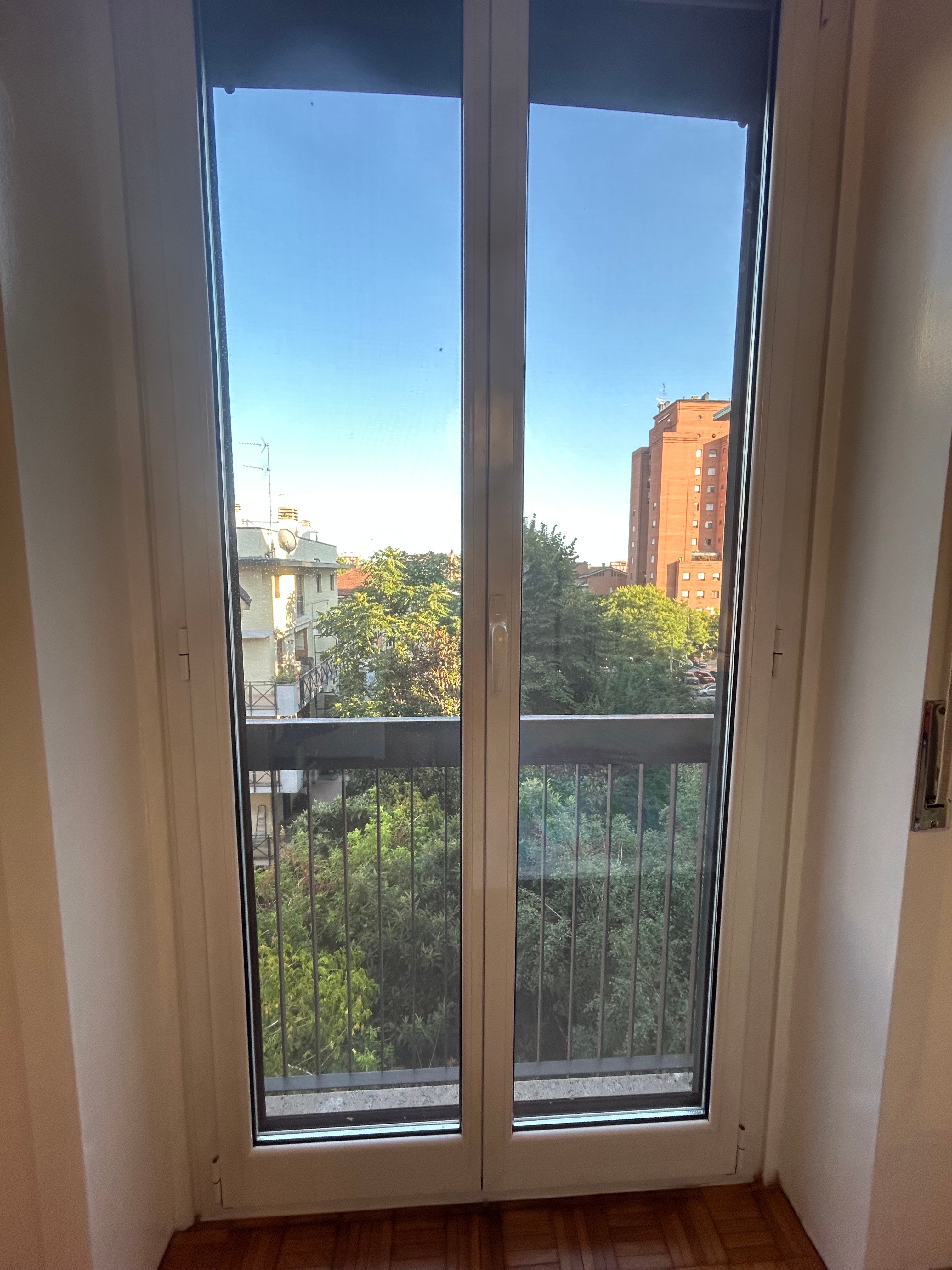 Affitto Posto in doppia €350 - Milano, Via giambellino 102_3