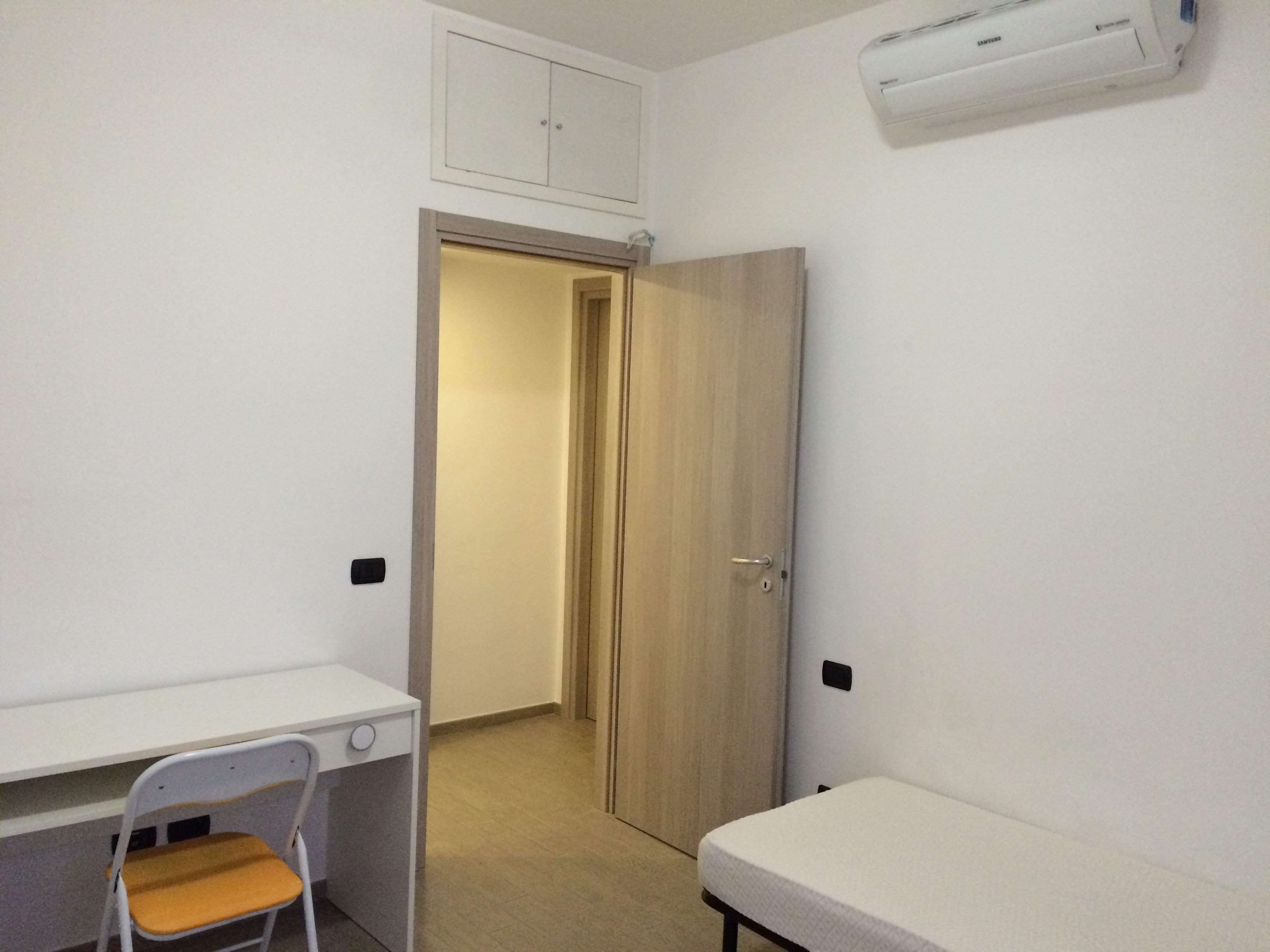 Affitto Stanza singola €600 - Milano, Via angelo inganni 27/1_2