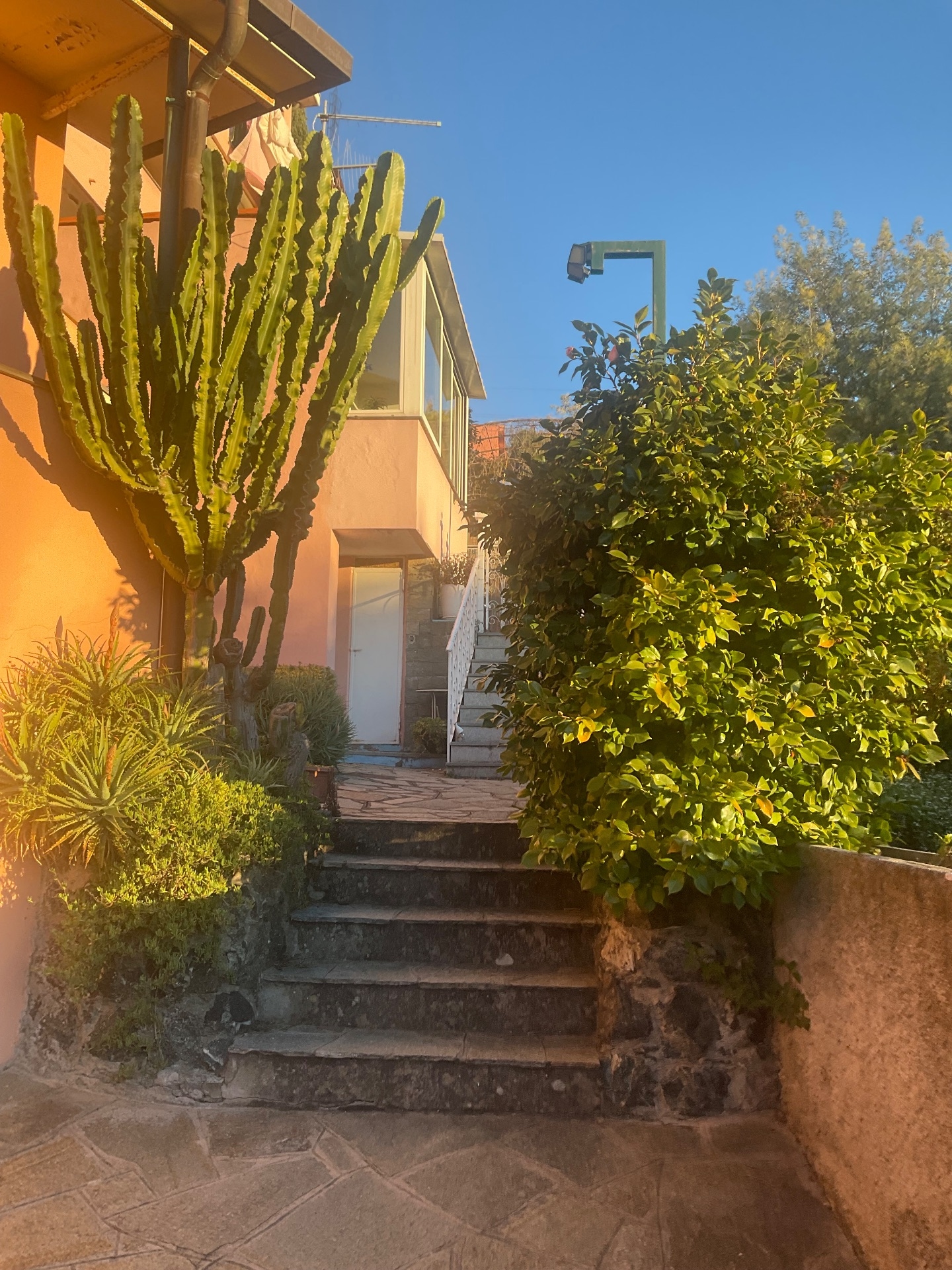 Accogliente monolocale con terrazza a Sestri Levante