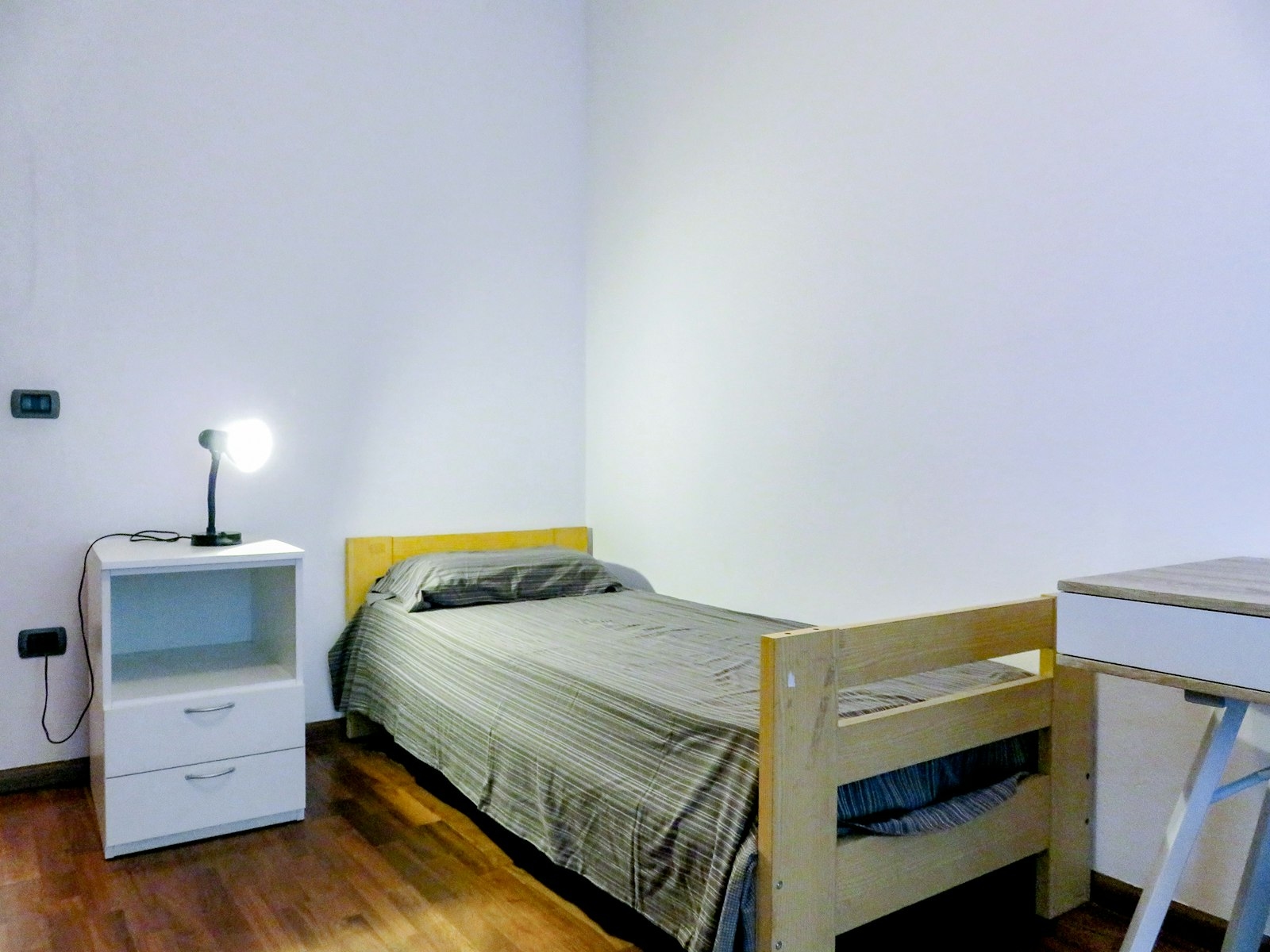 Affitto Stanza singola €440 - Trento, Via malvasia 23_2