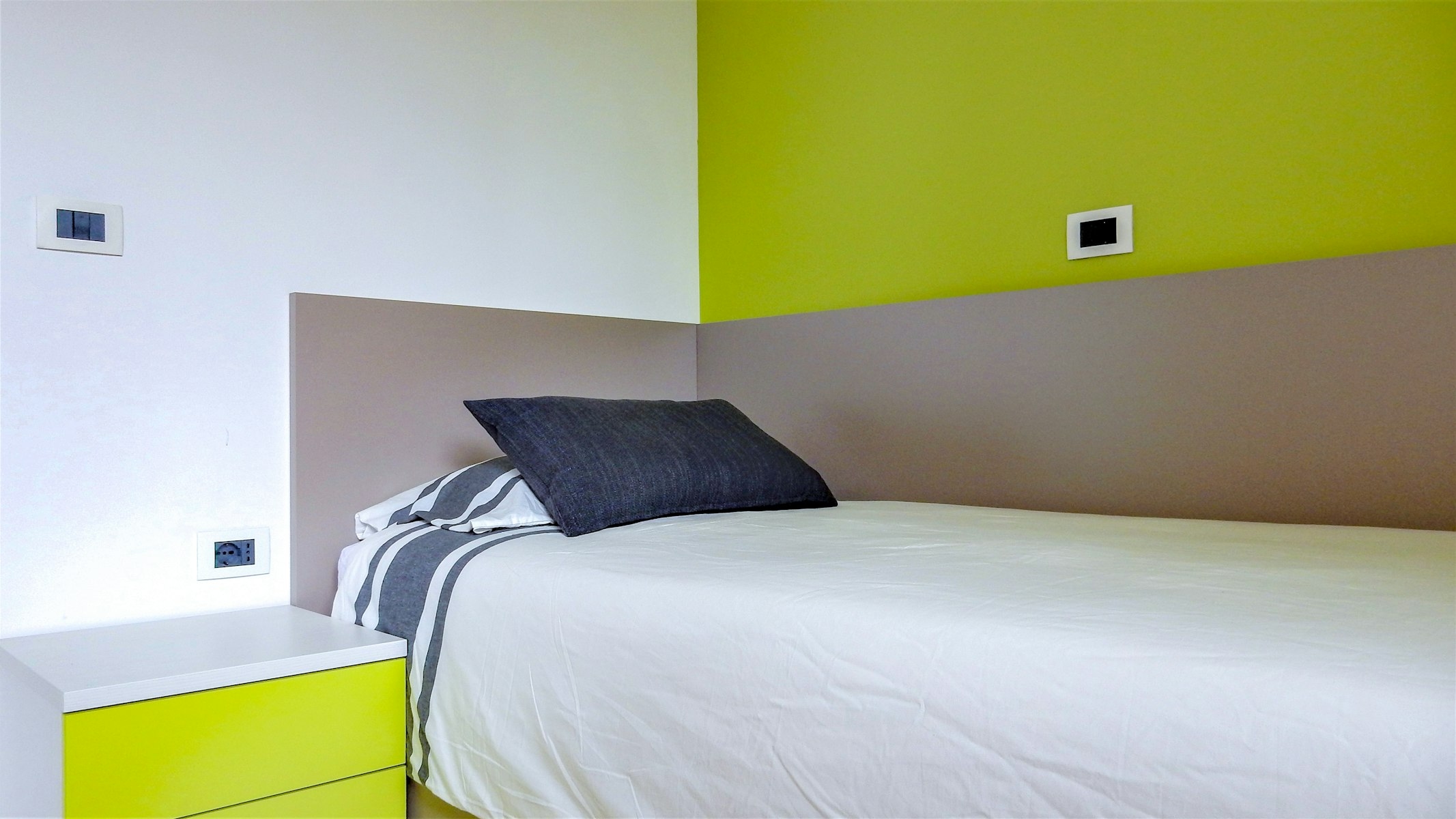 Stanza Luminosa, Confortevole, Centrale nella Residenza PHO.ROOM