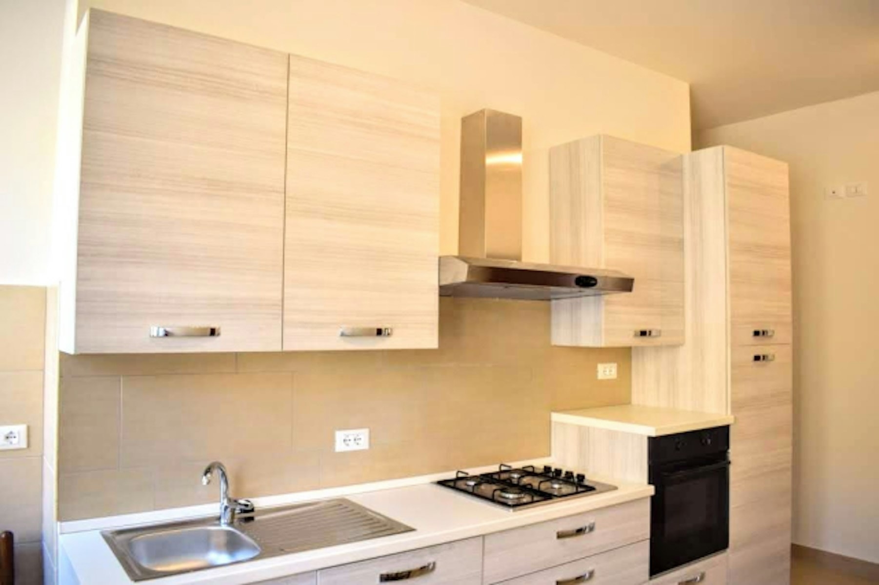 Affitto Stanza doppia uso singola €350 - Verona, Via gaspare del carretto 10_2