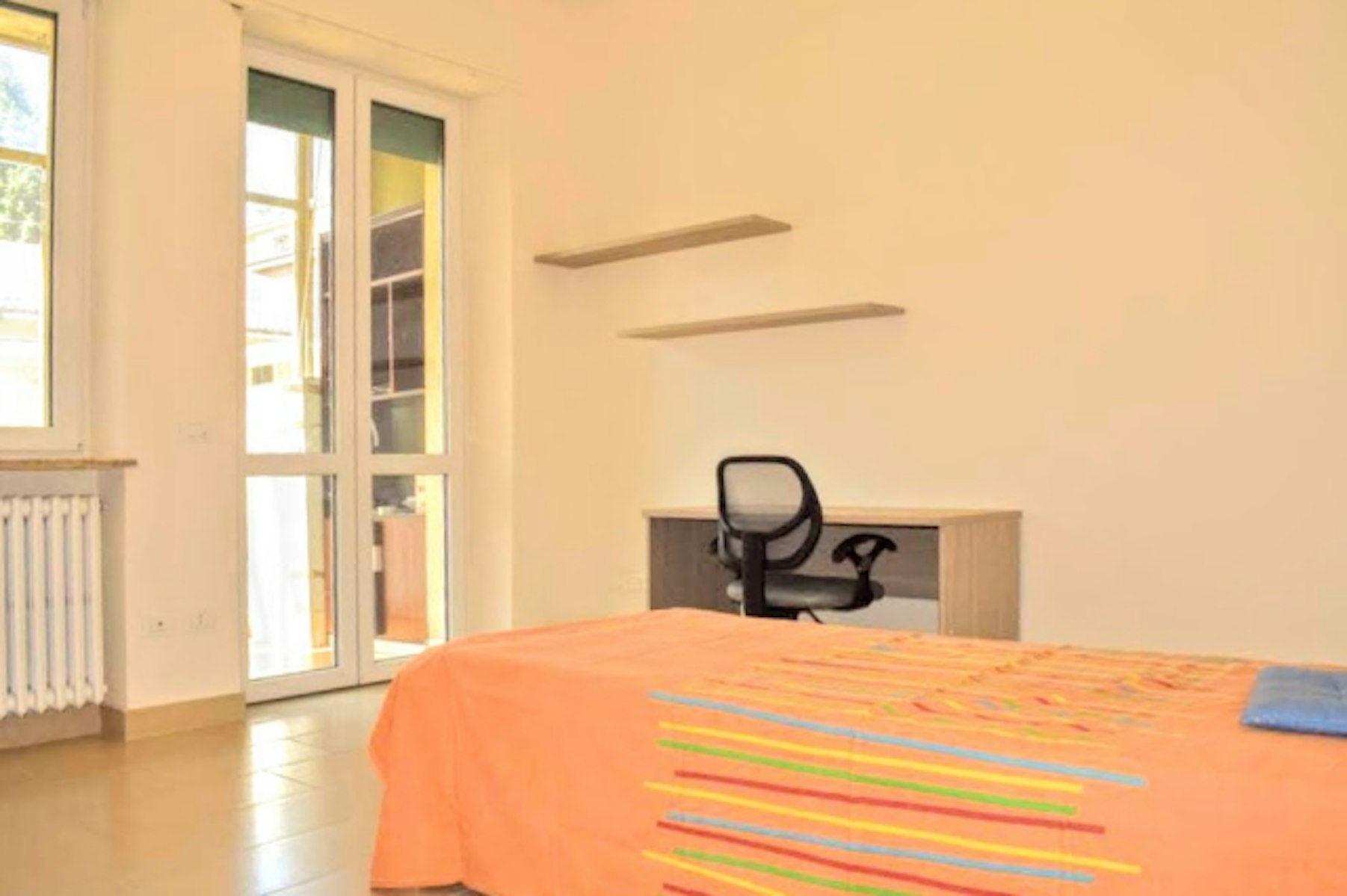 Singola spaziosa con terrazzo