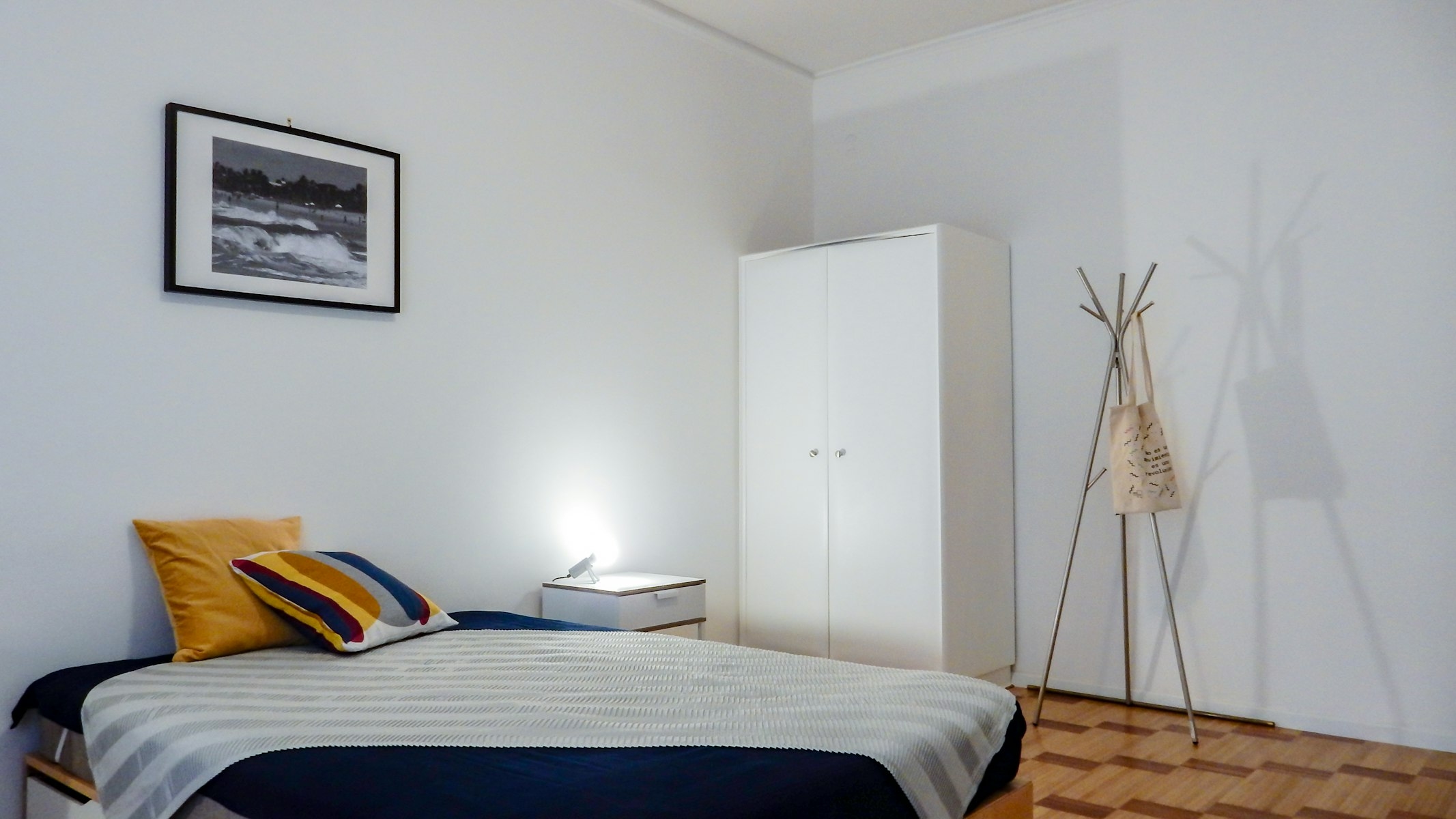 Accogliente Stanza con Balcone Privato, a Due Passi dal Centro