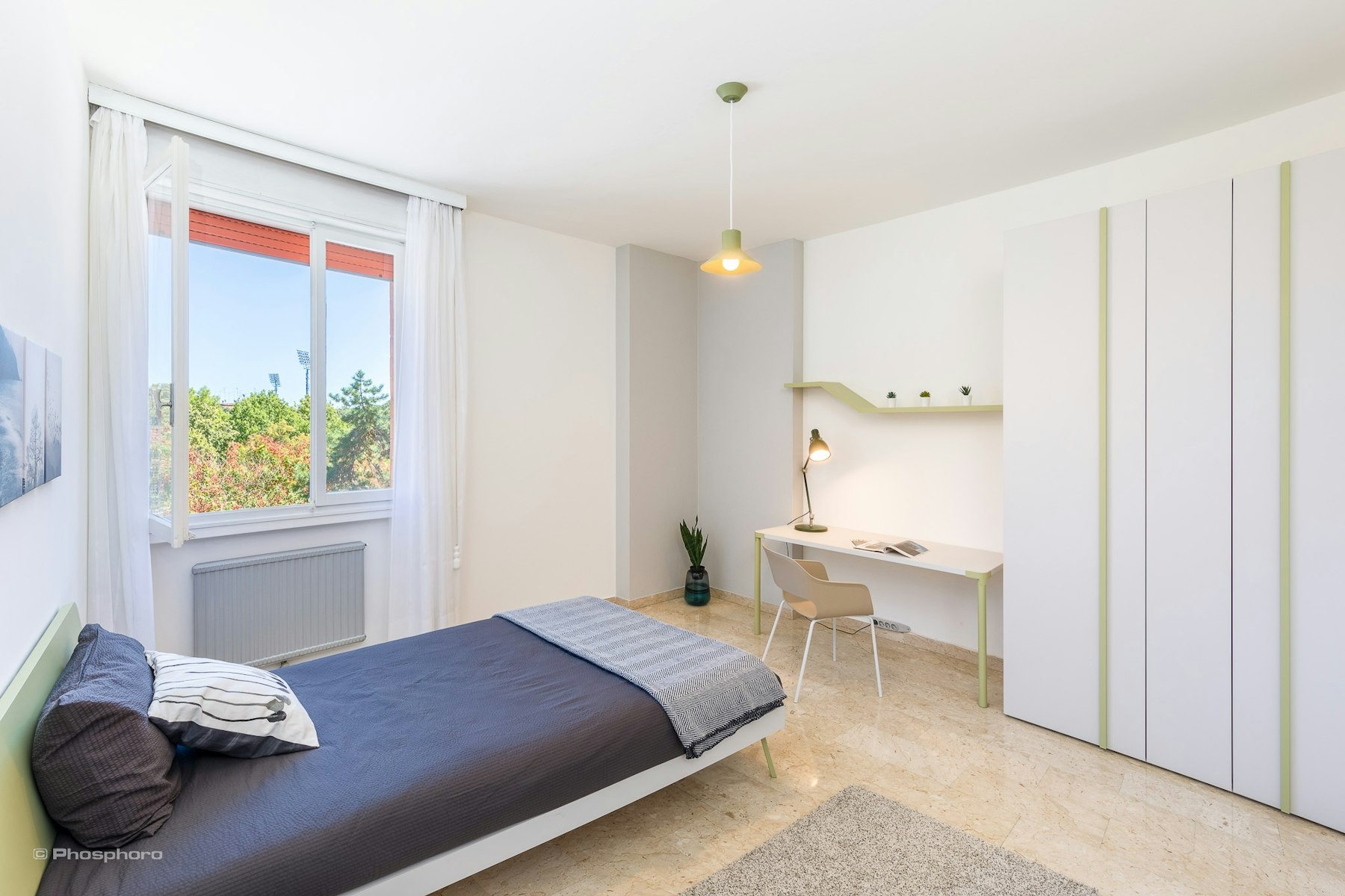 Spaziosa Singola di Design