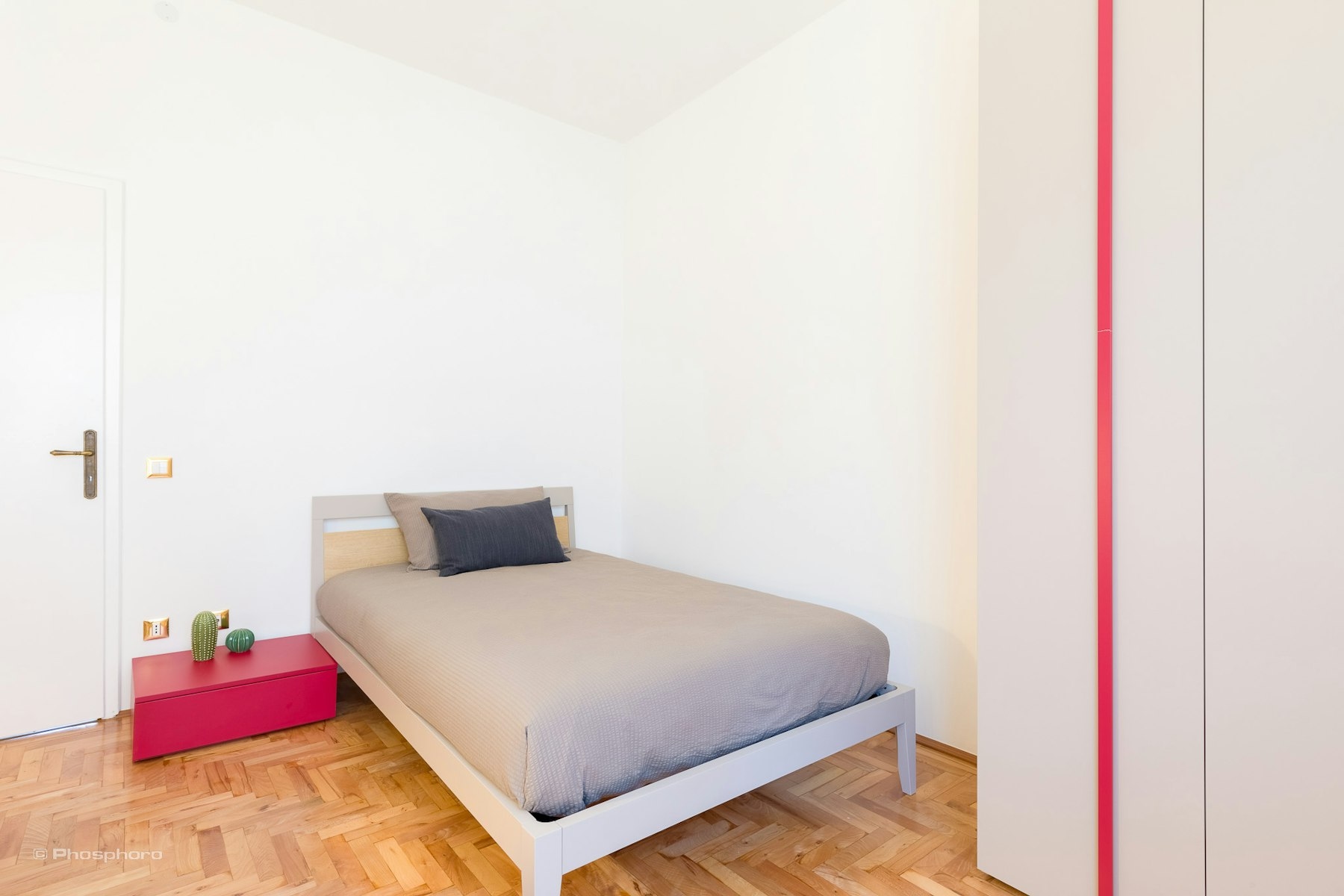 Spaziosa Singola con Letto da Una Piazza e Mezza