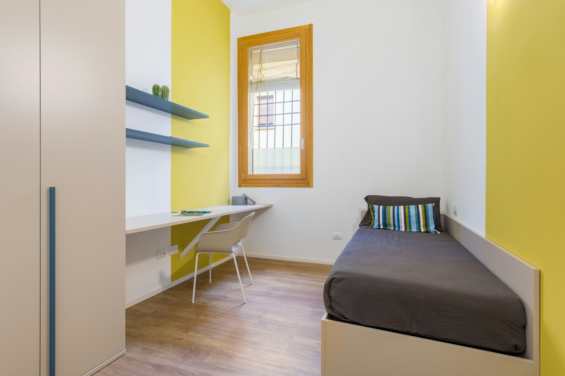 Nella Residenza PHO.ROOM Singola a 2 Passi da Giurisprudenza!