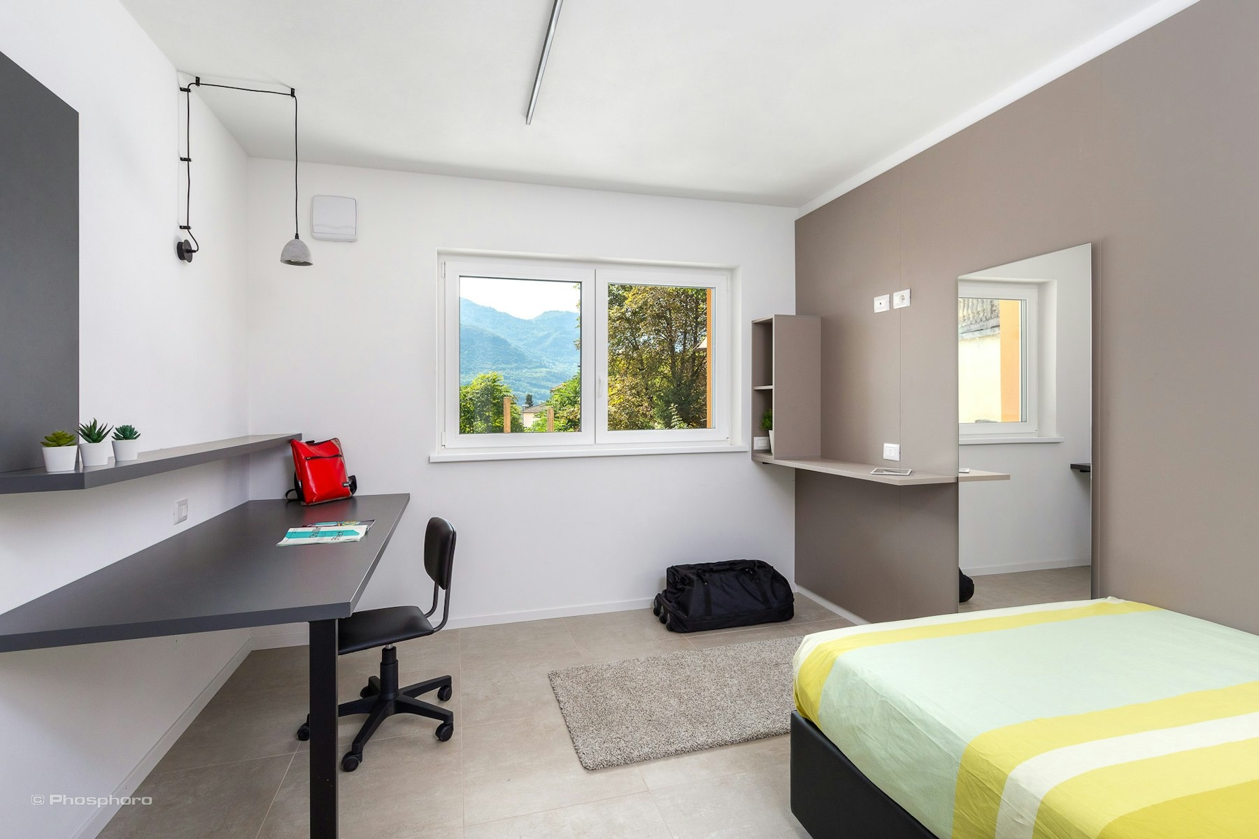 Spaziosa stanza in appartamento da due