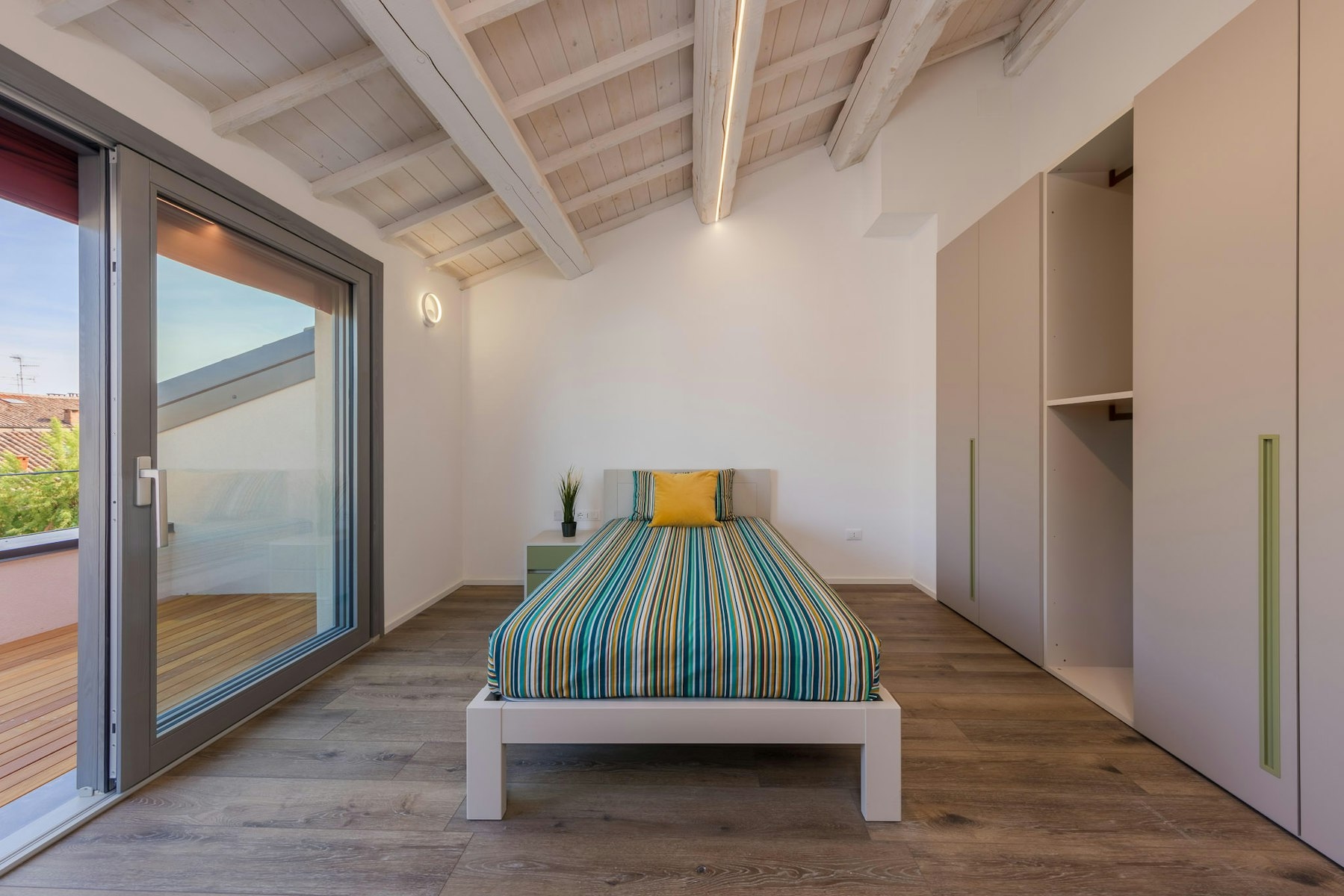 Singola di Stile in PHO.ROOM 2.0