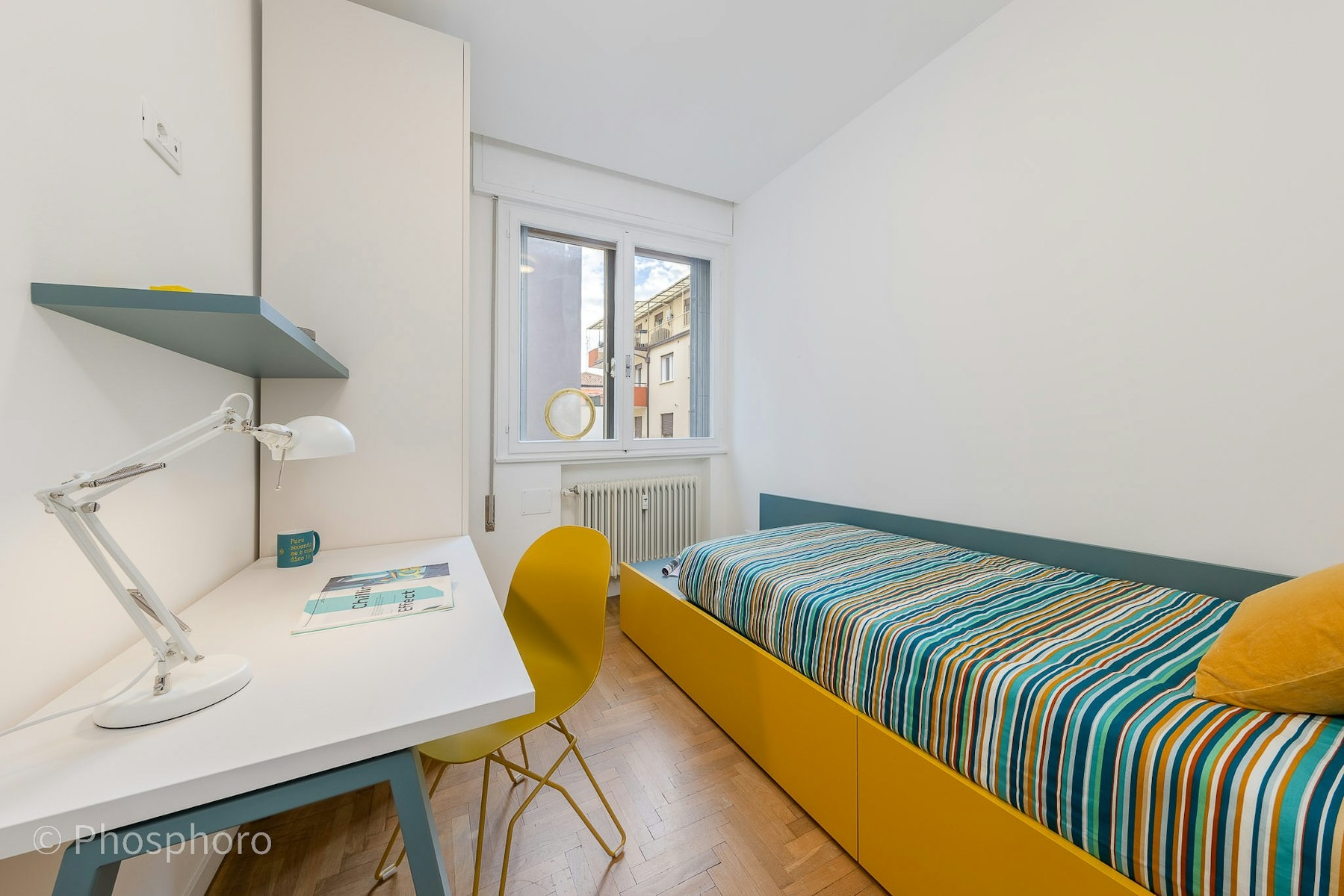 Singola dallo stile minimal con accenni a materiali naturali