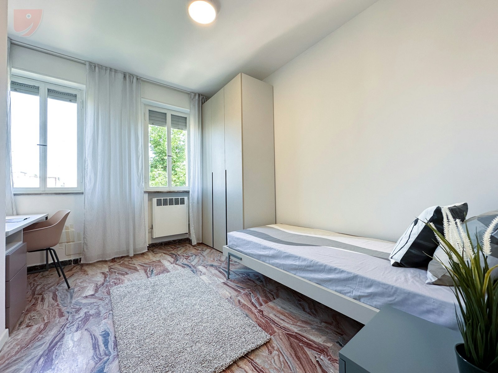 Singola Bella, Spaziosa e Ordinata