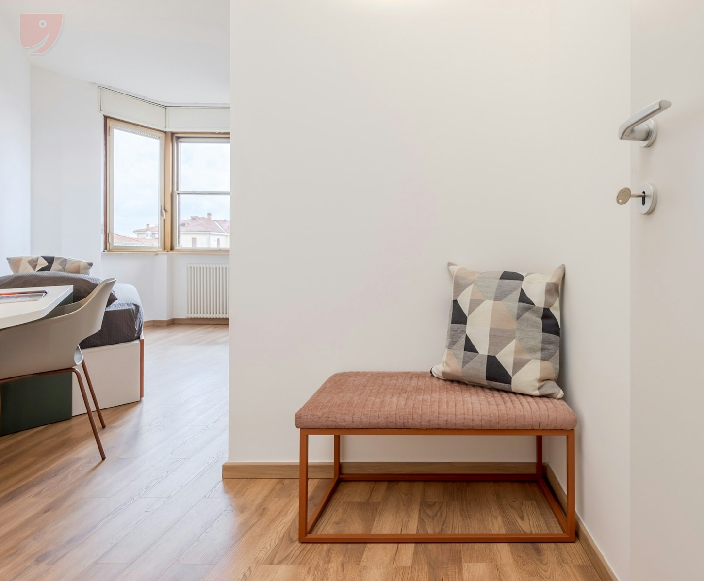 Singola da 14 mq di Spazio e Luce. Vicina a Tutto!