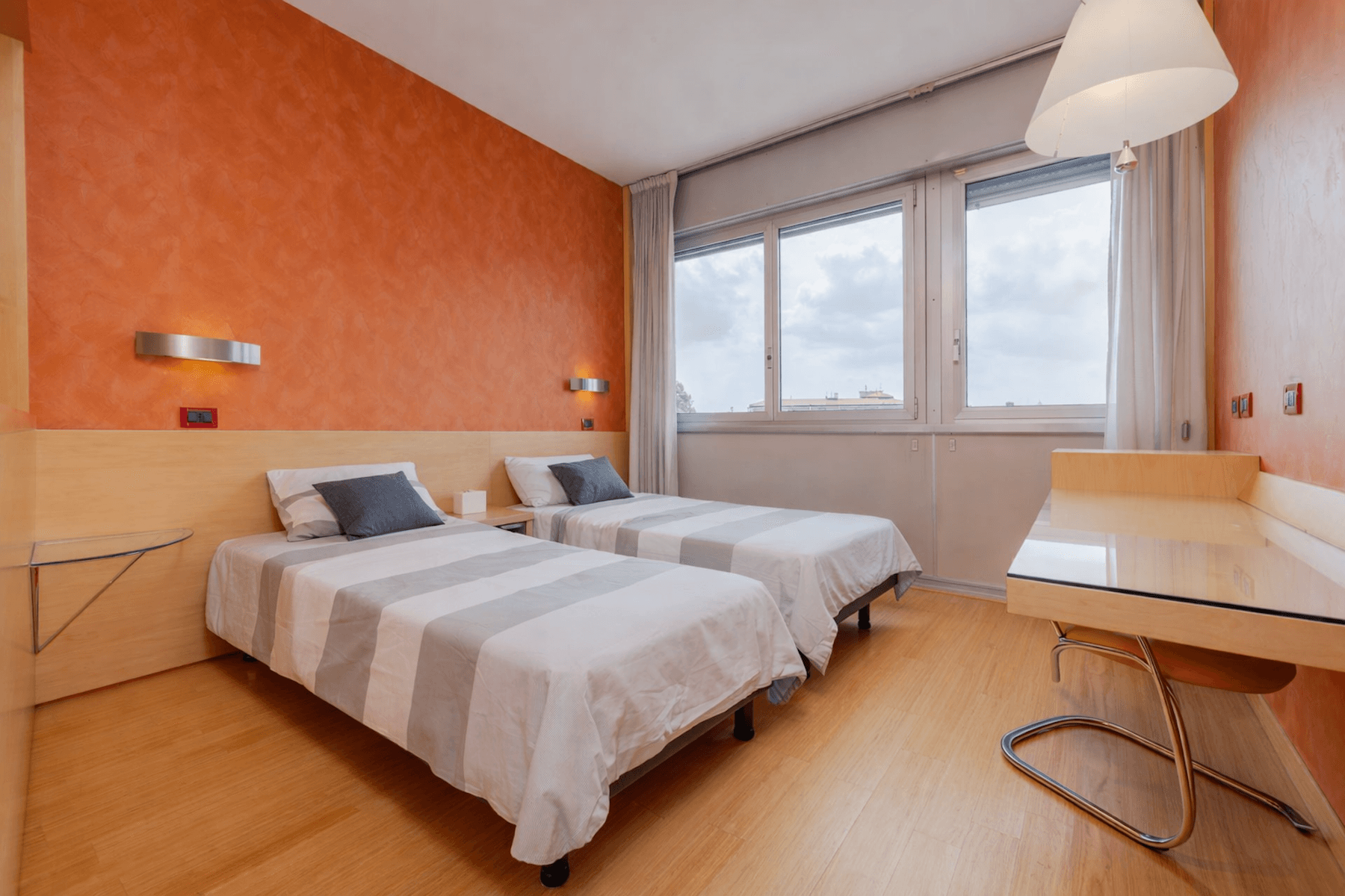 Ampia Singola con Aria Condizionata e Bagno Esclusivo!