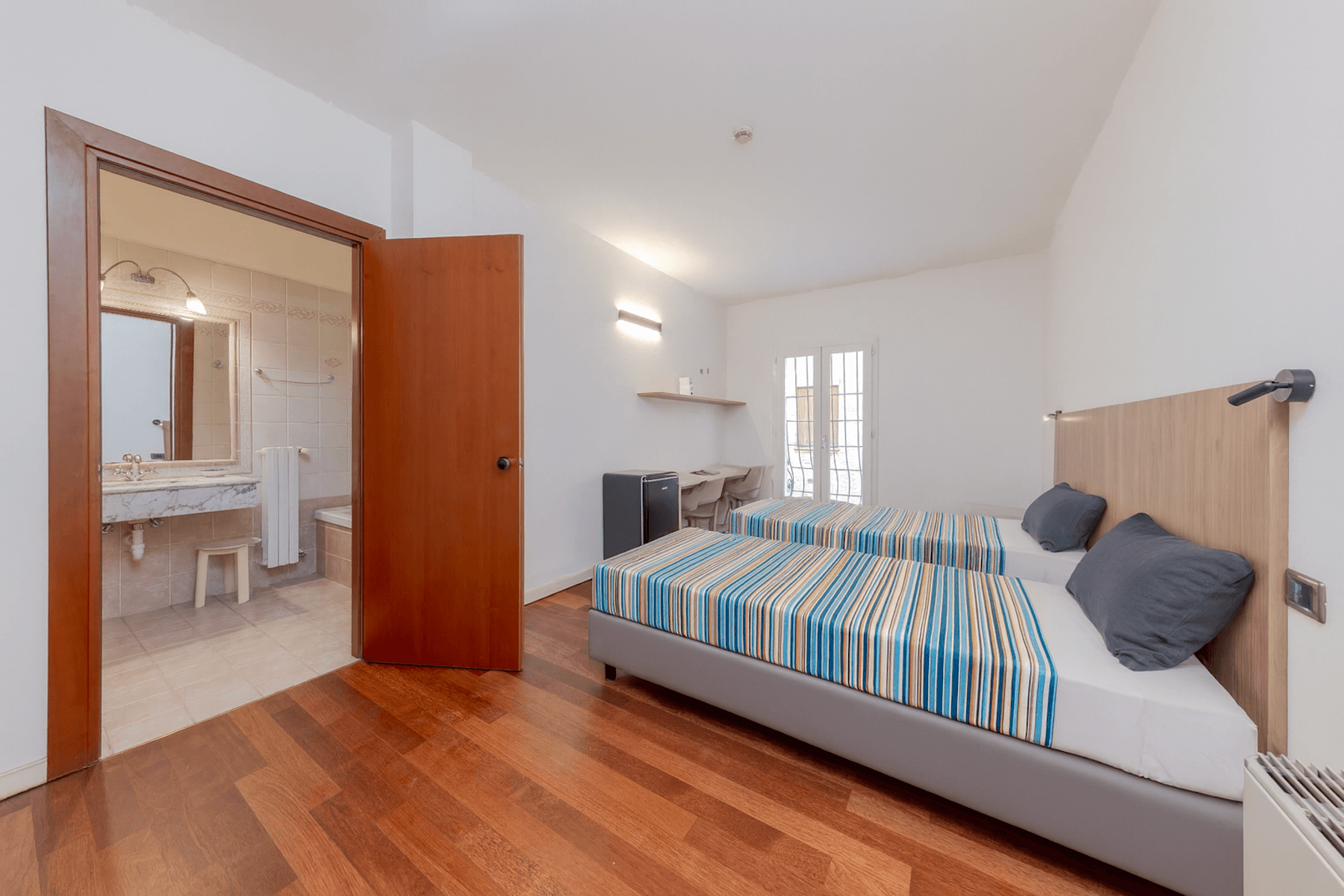 Affitto Posto in doppia €400 - Ferrara, Via correggiari 4A_2