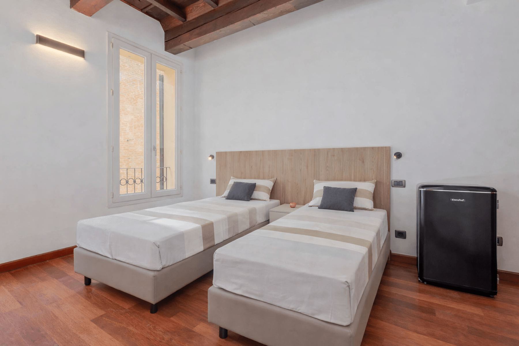 Affitto Posto in doppia €400 - Ferrara, Via correggiari 4A