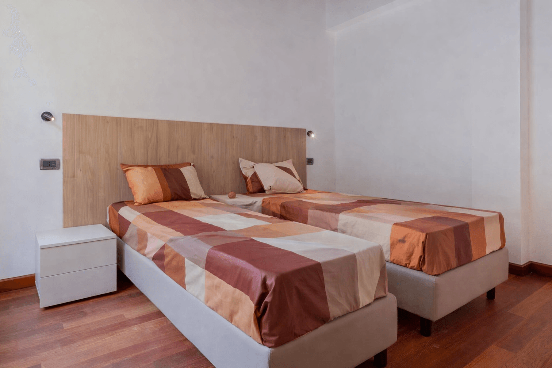 Affitto Posto in doppia €400 - Ferrara, Via correggiari 4A