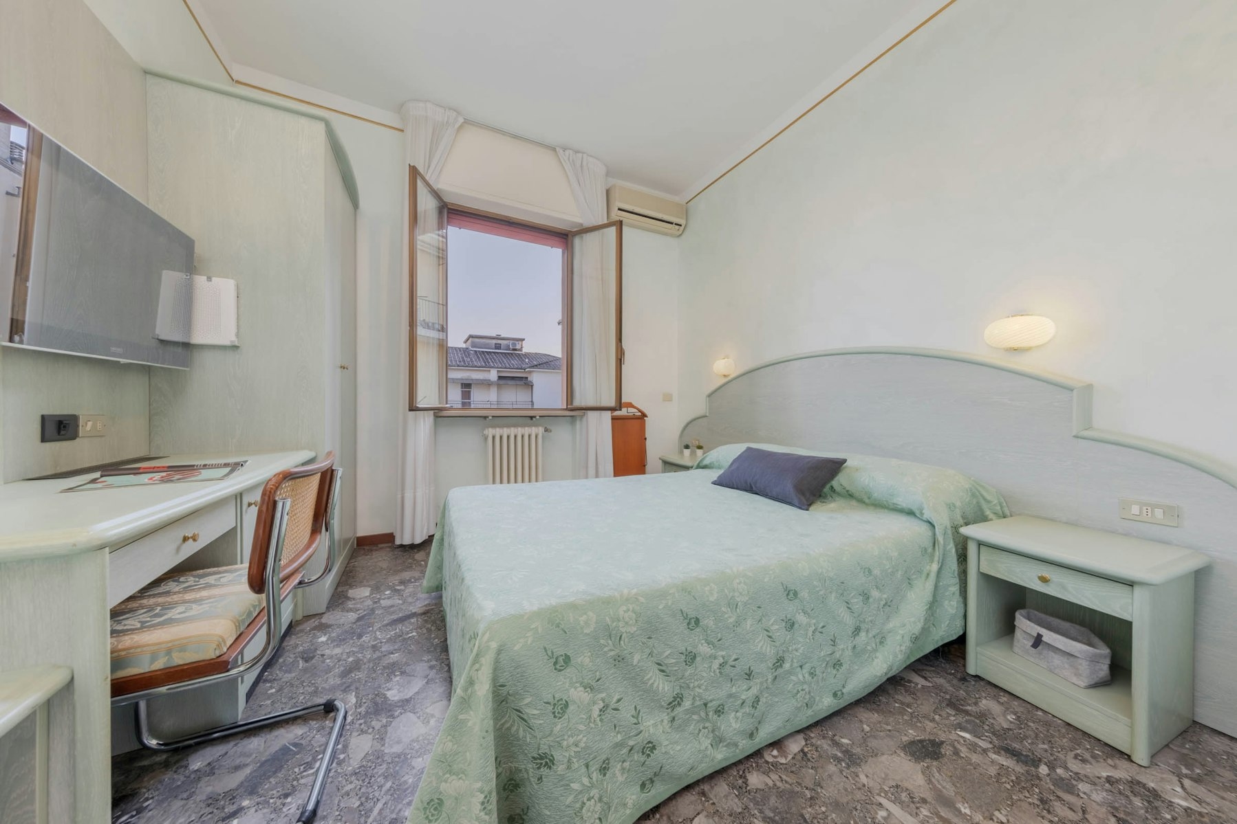 Rent Single room €450 - Novara, Corso felice cavallotti 38