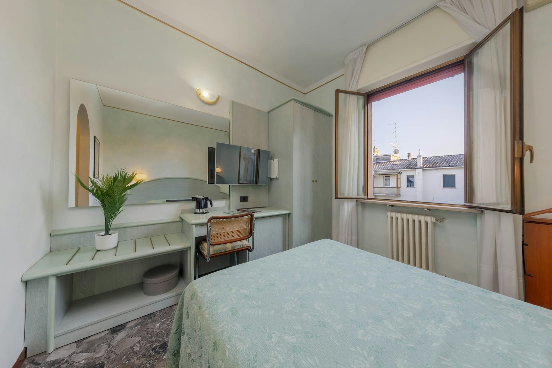 Rent Single room €450 - Novara, Corso felice cavallotti 38_2