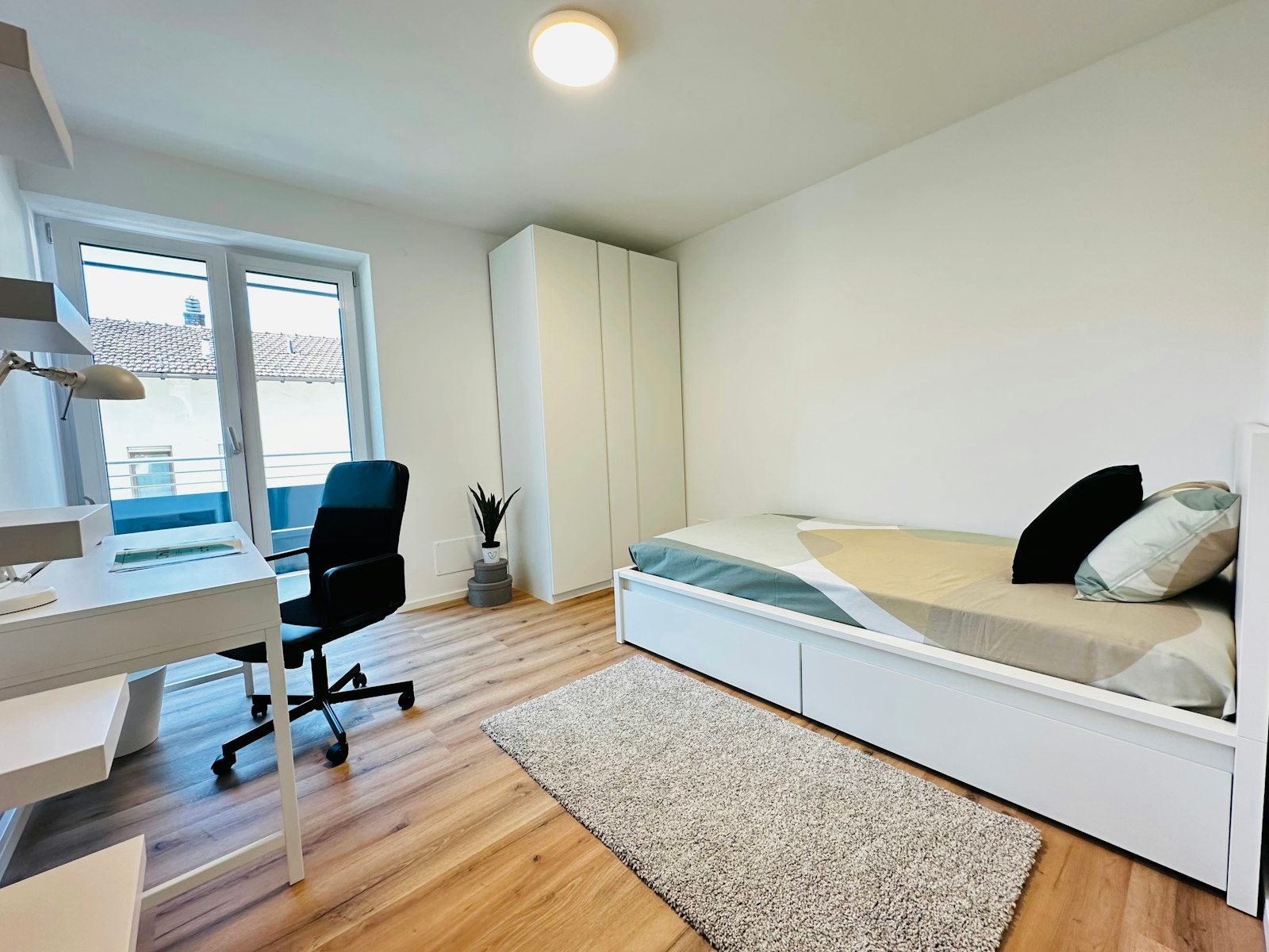 13 mq di Singola con Clima e Terrazzo