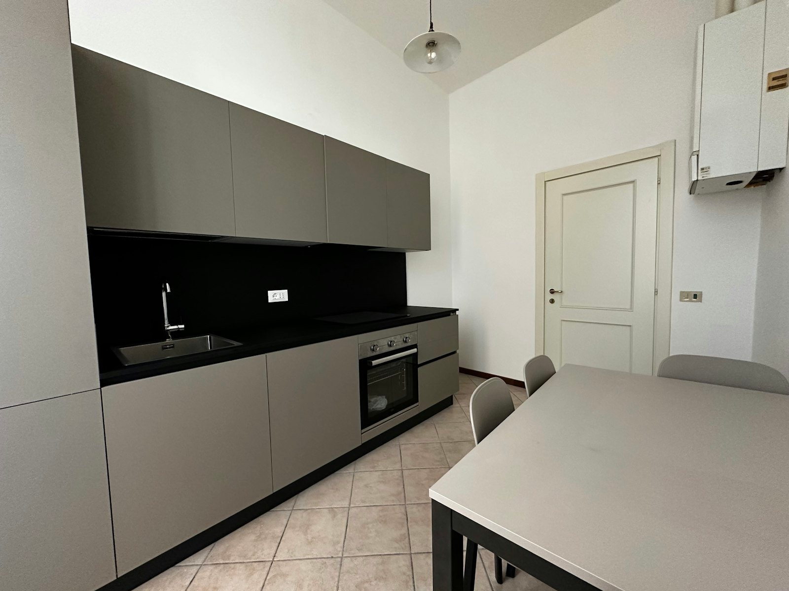 Rent Bed in double room €350 - Pavia, Cardano 14_3