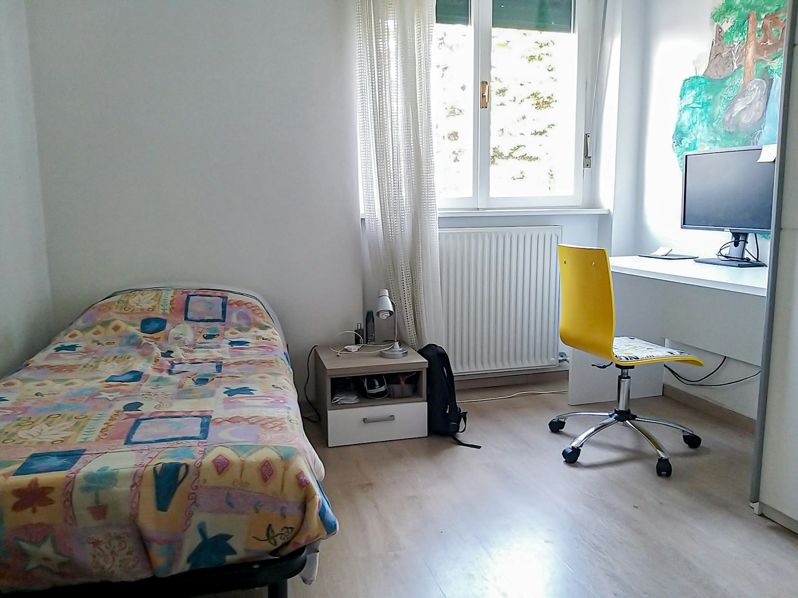 Stanza Singola con Divano Ideale per Ingegneria