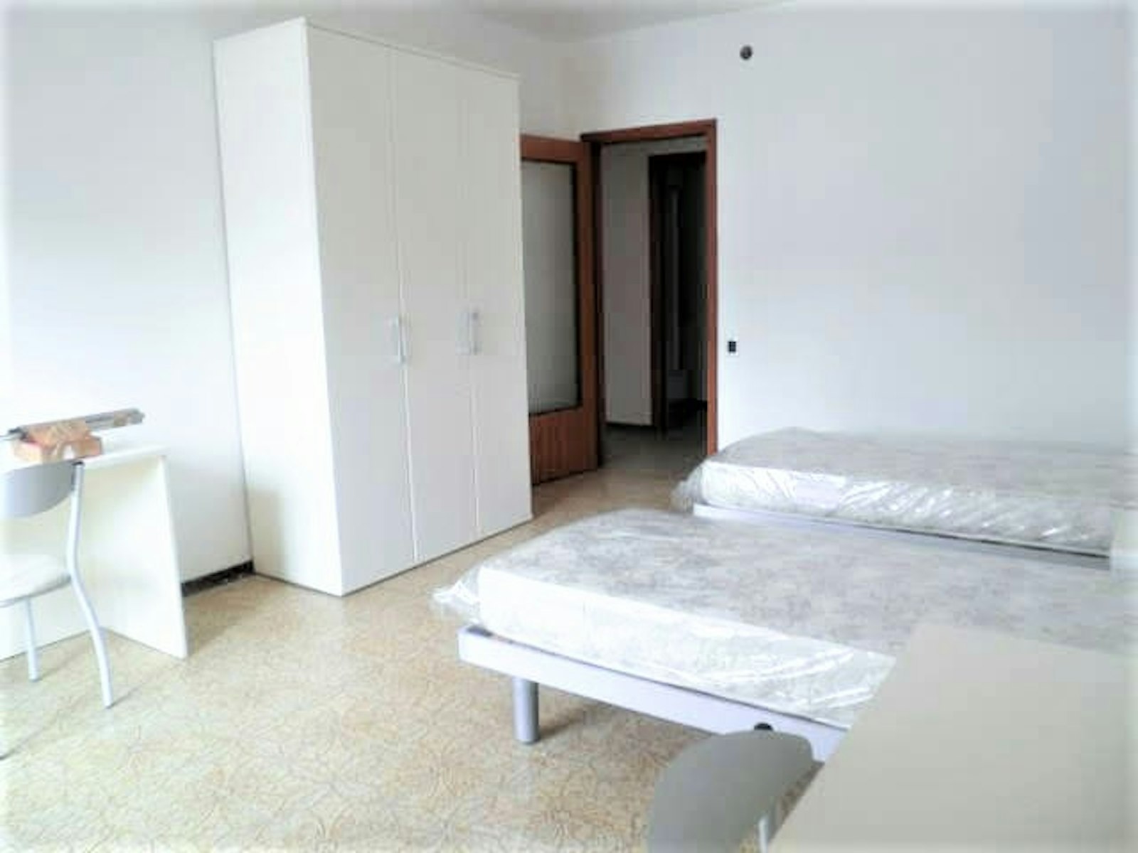 Graziosa stanza doppia con balcone