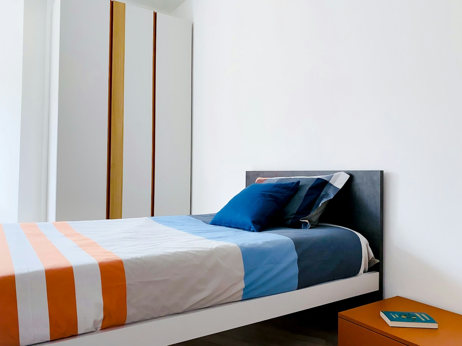 Rent Single room €655 - Milano, Via gressoney 9_2