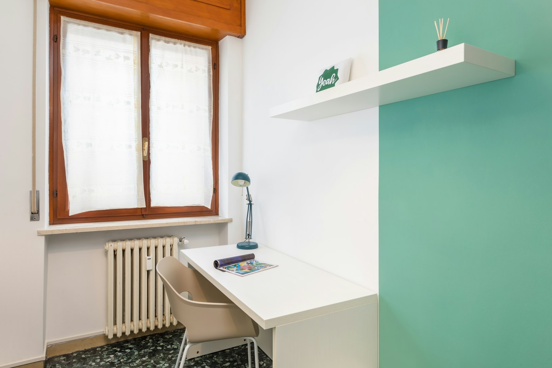 Carina e luminosa stanza singola