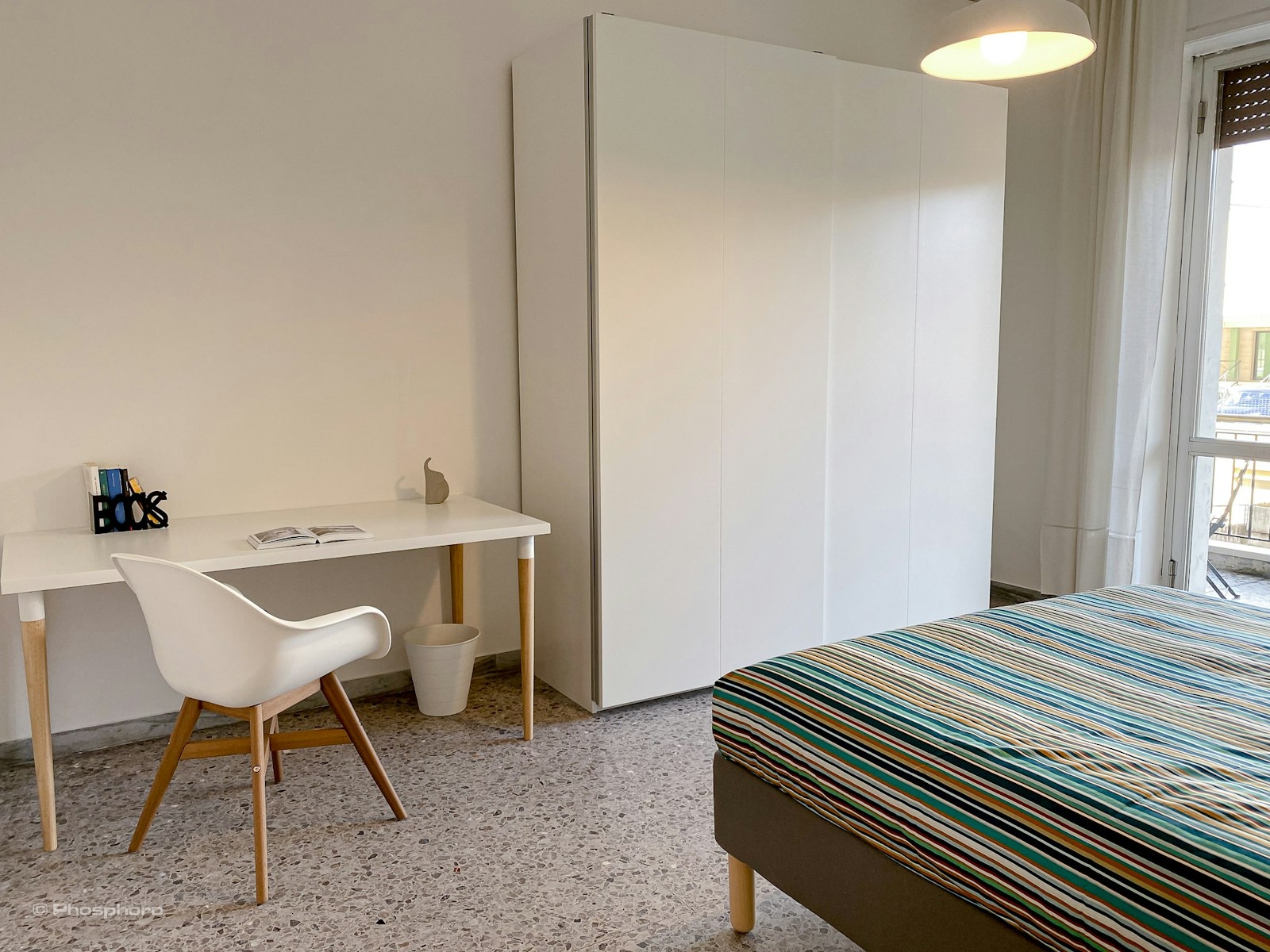 Luminosa Singola con Balcone Esclusivo!