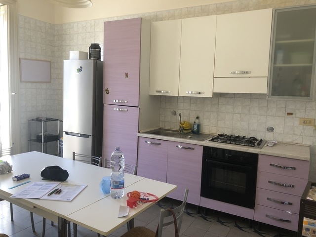 Stanza singola a Catania - via manzoni 18