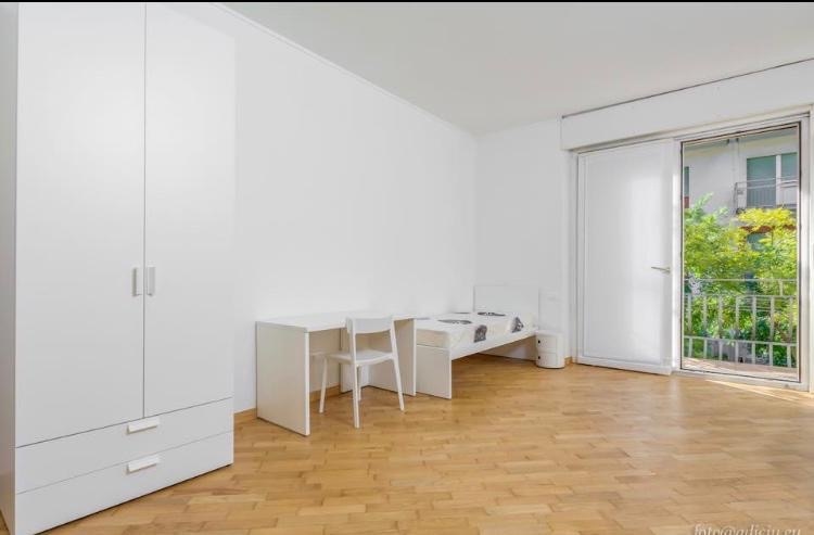 Posto letto in doppia con balcone e spazio