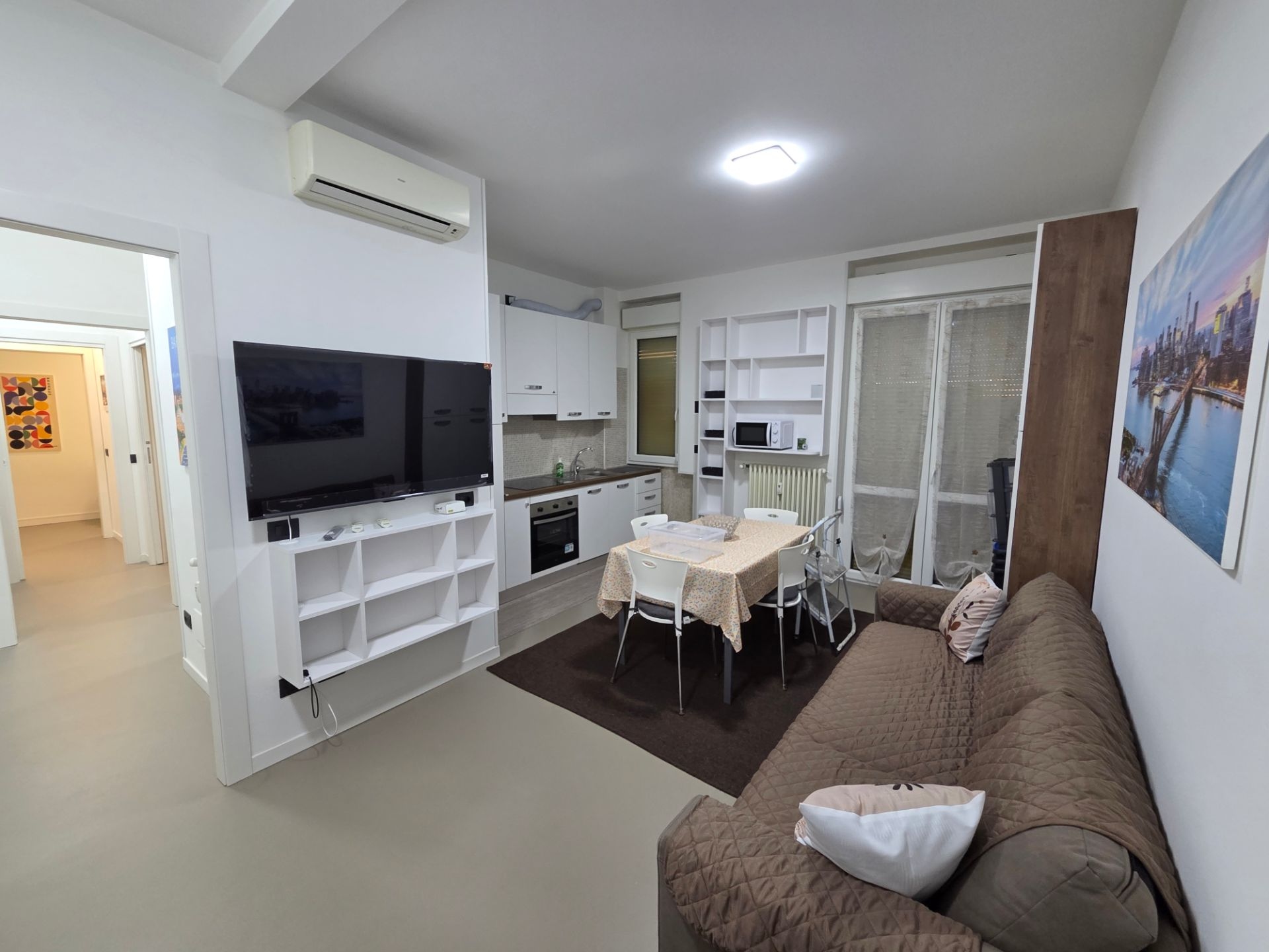 Singola con aria condizionata e balcone