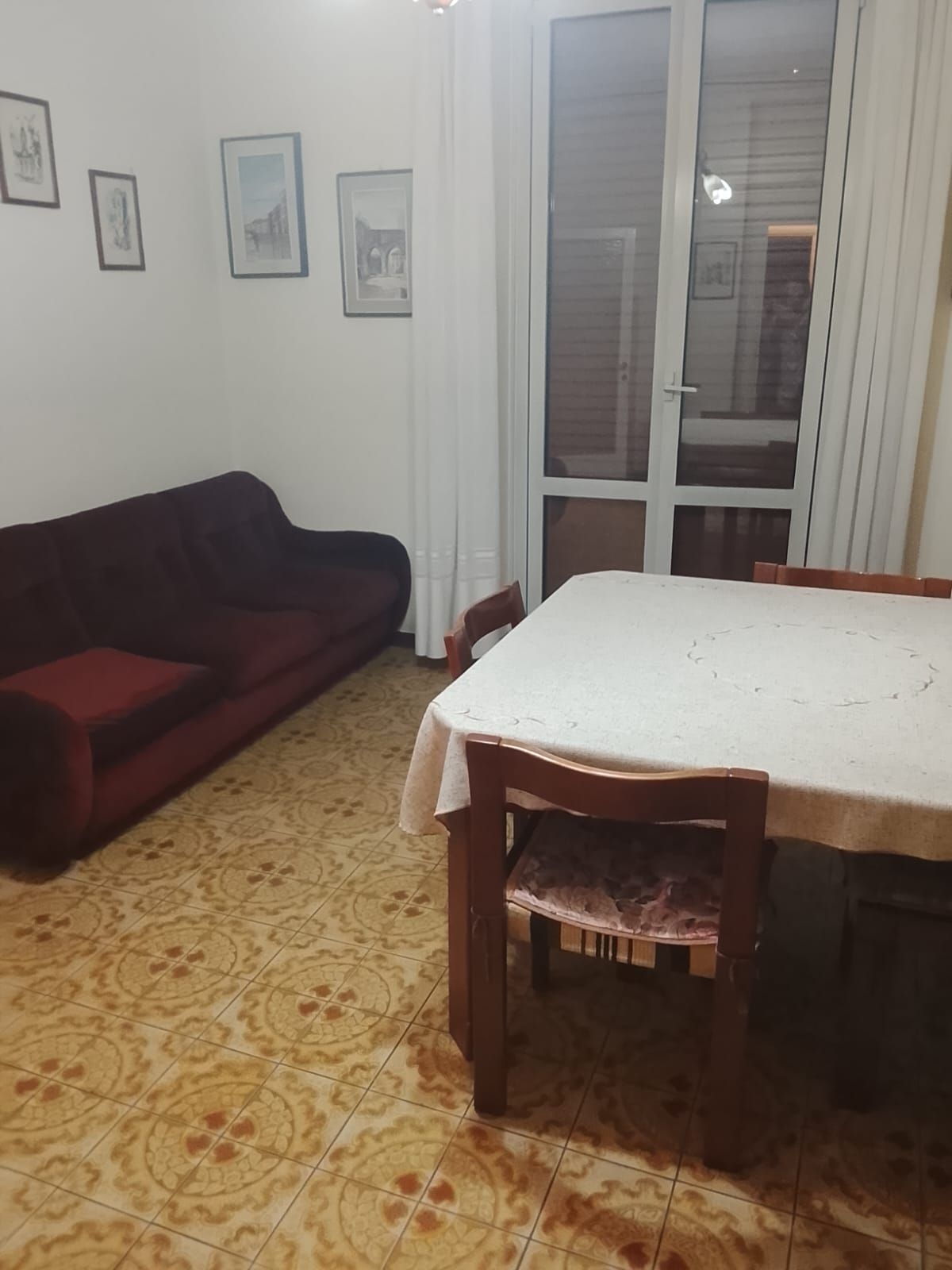 BILOCALE Luminoso rredato in Isola