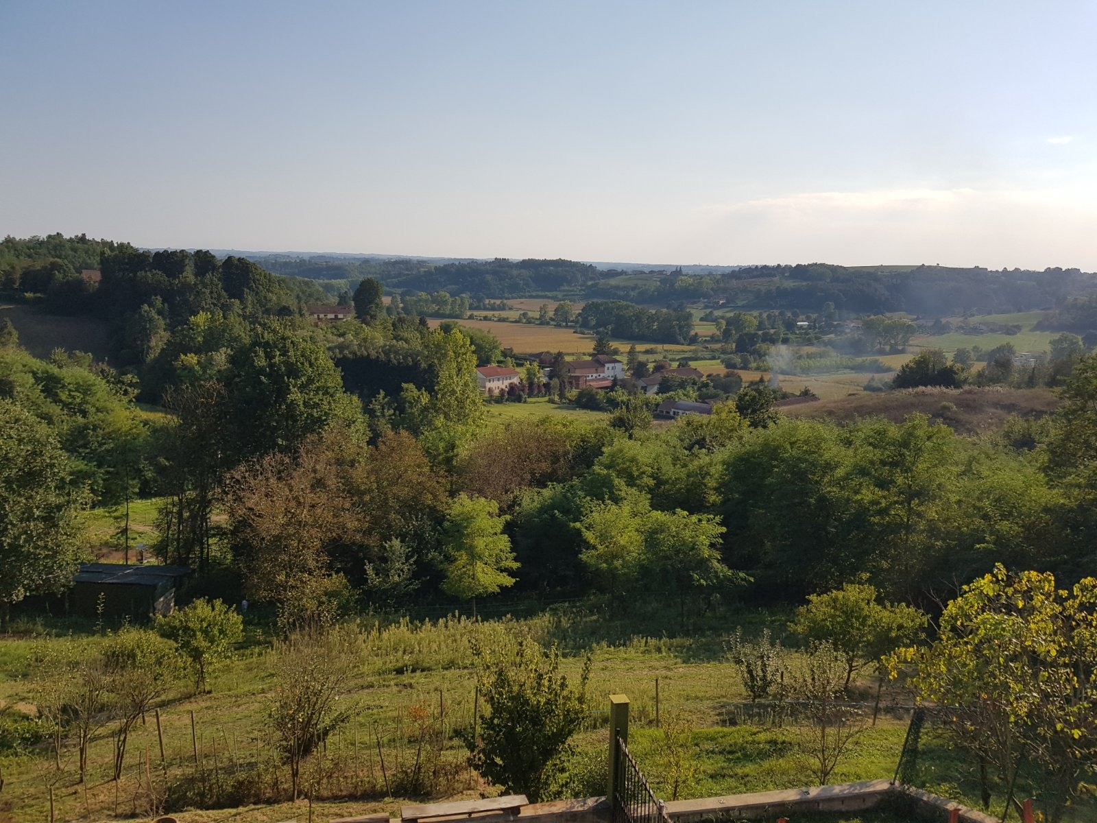 Accogliente rustico arredato a Roatto.