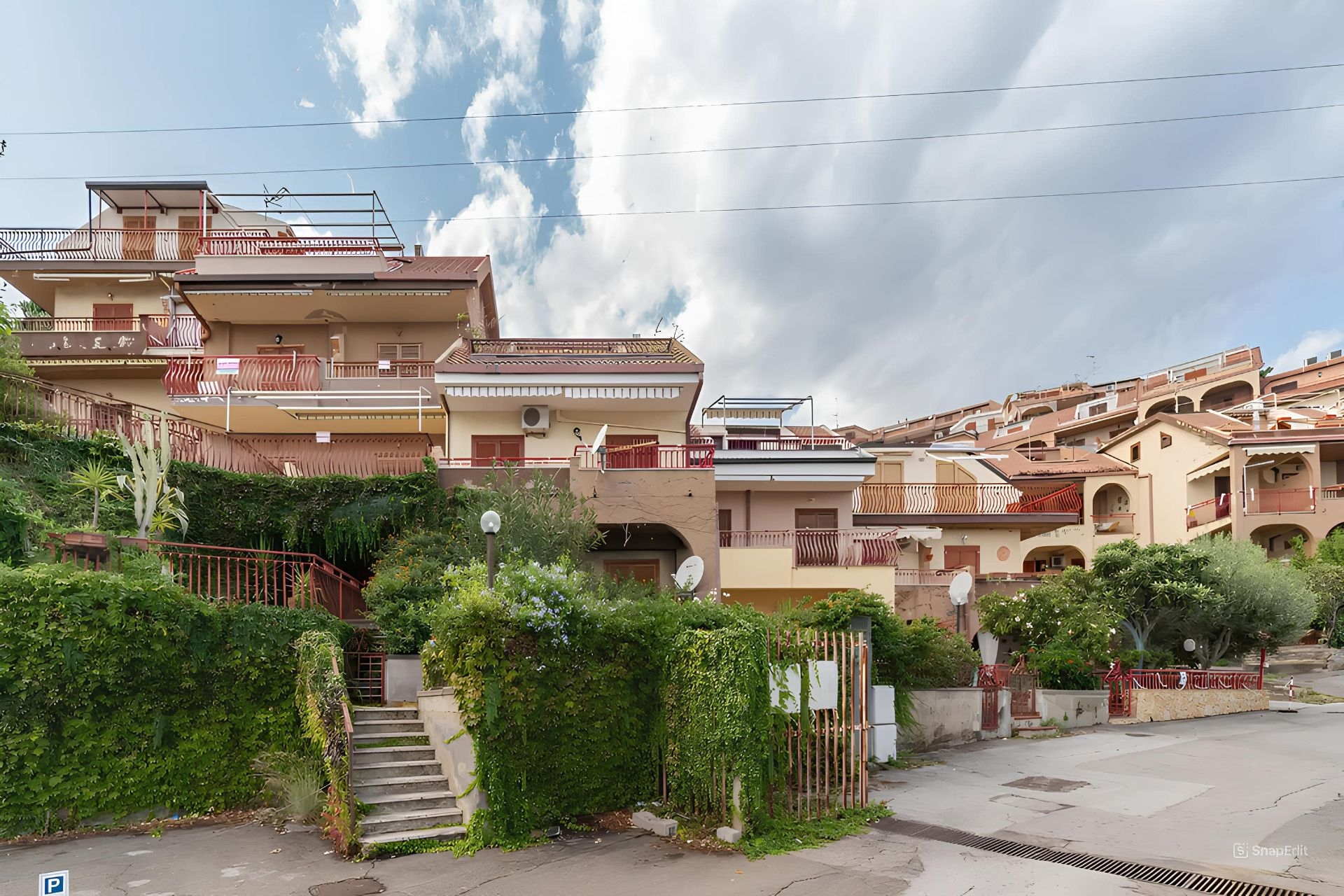 Appartamento Super Panoramico & Arredato a Letojanni