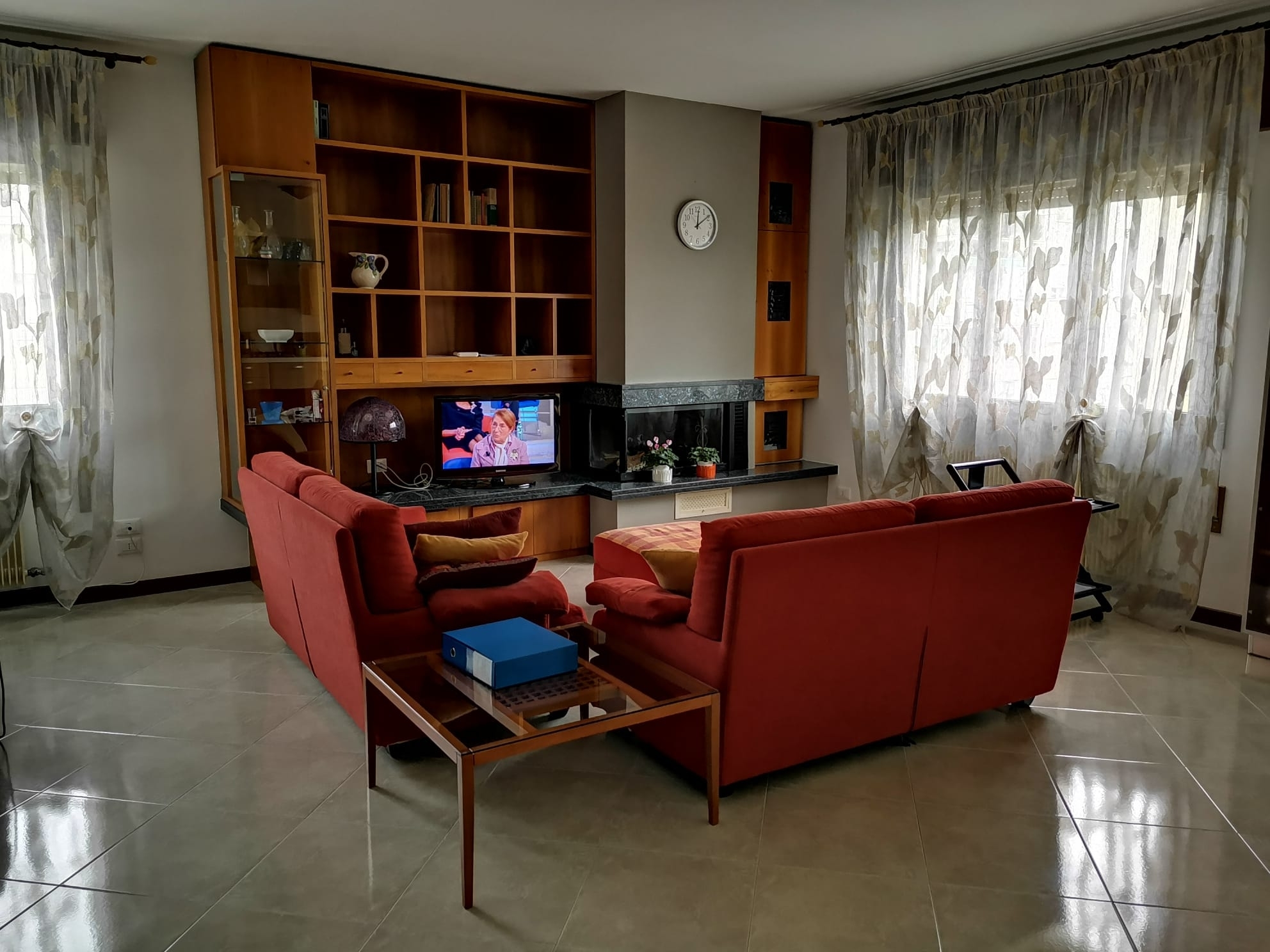 Camera individuale in spazioso appartamento condiviso arredato