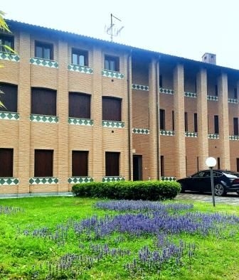 Luminoso bilocale arredato a Maranello