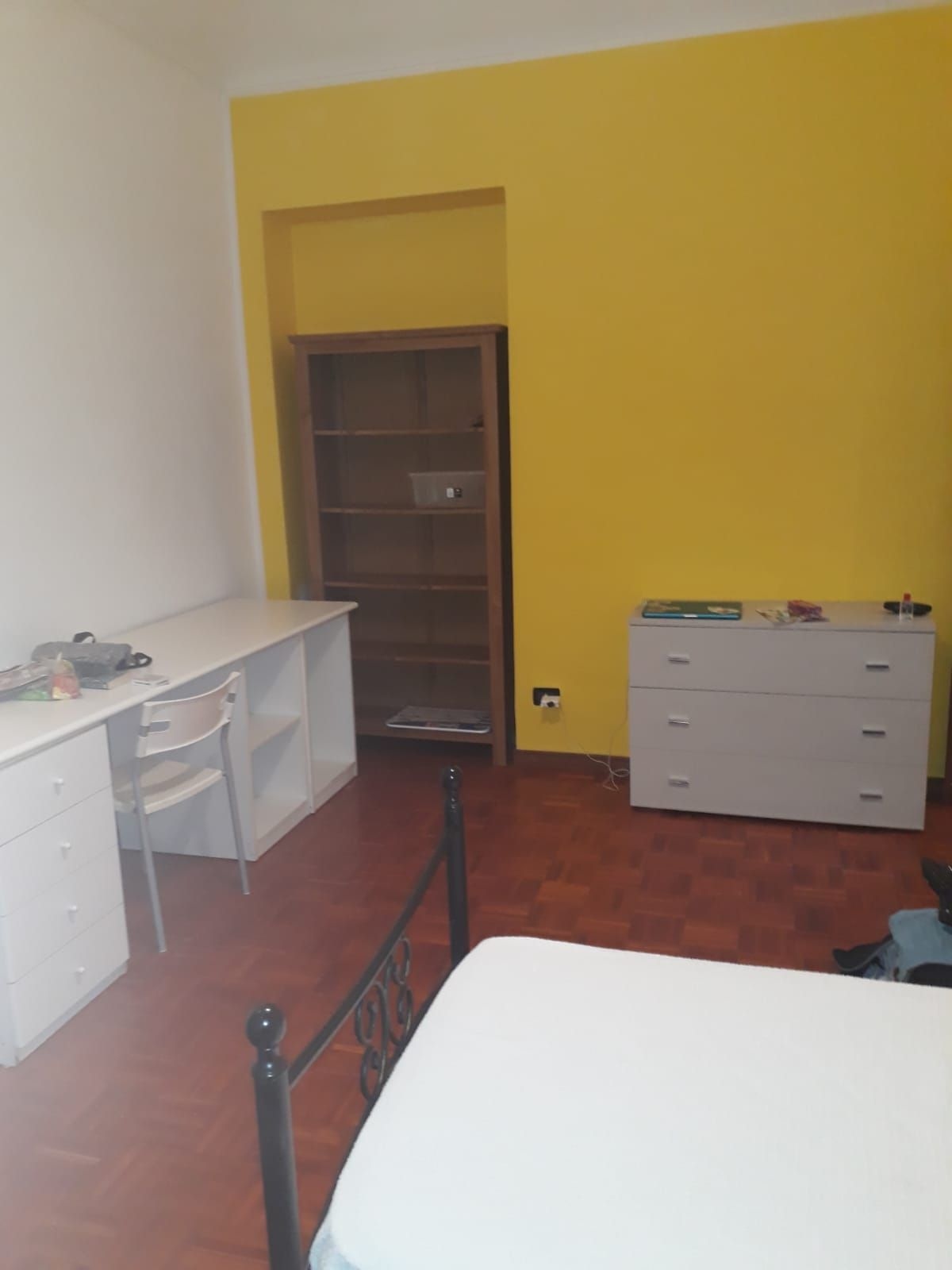 Singola con aria condizionata e studio