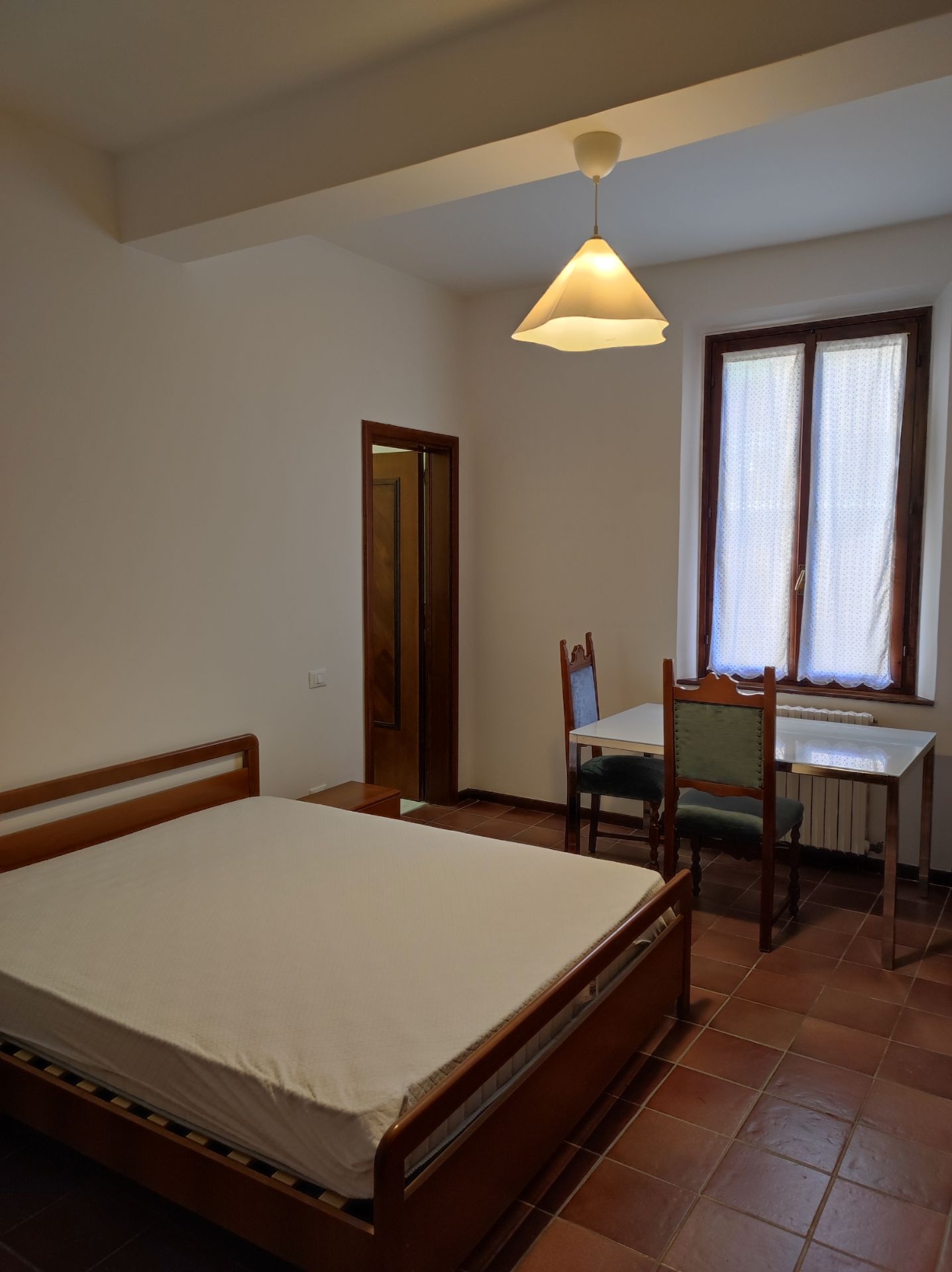 Stanza singola con bagno privato e AC