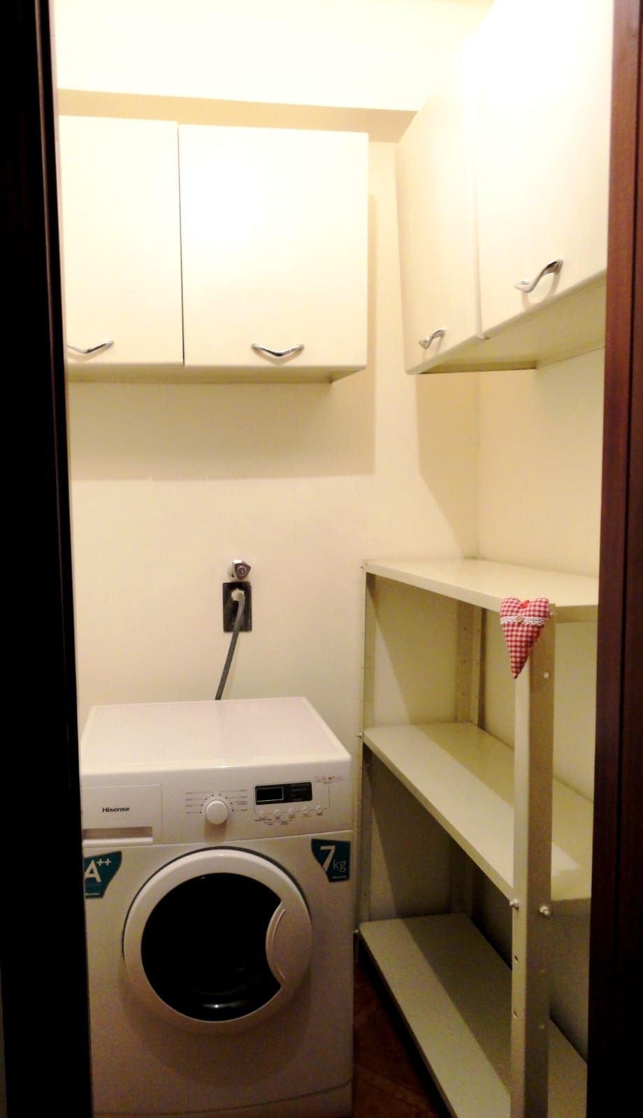 Singola con balcone e vista cortile