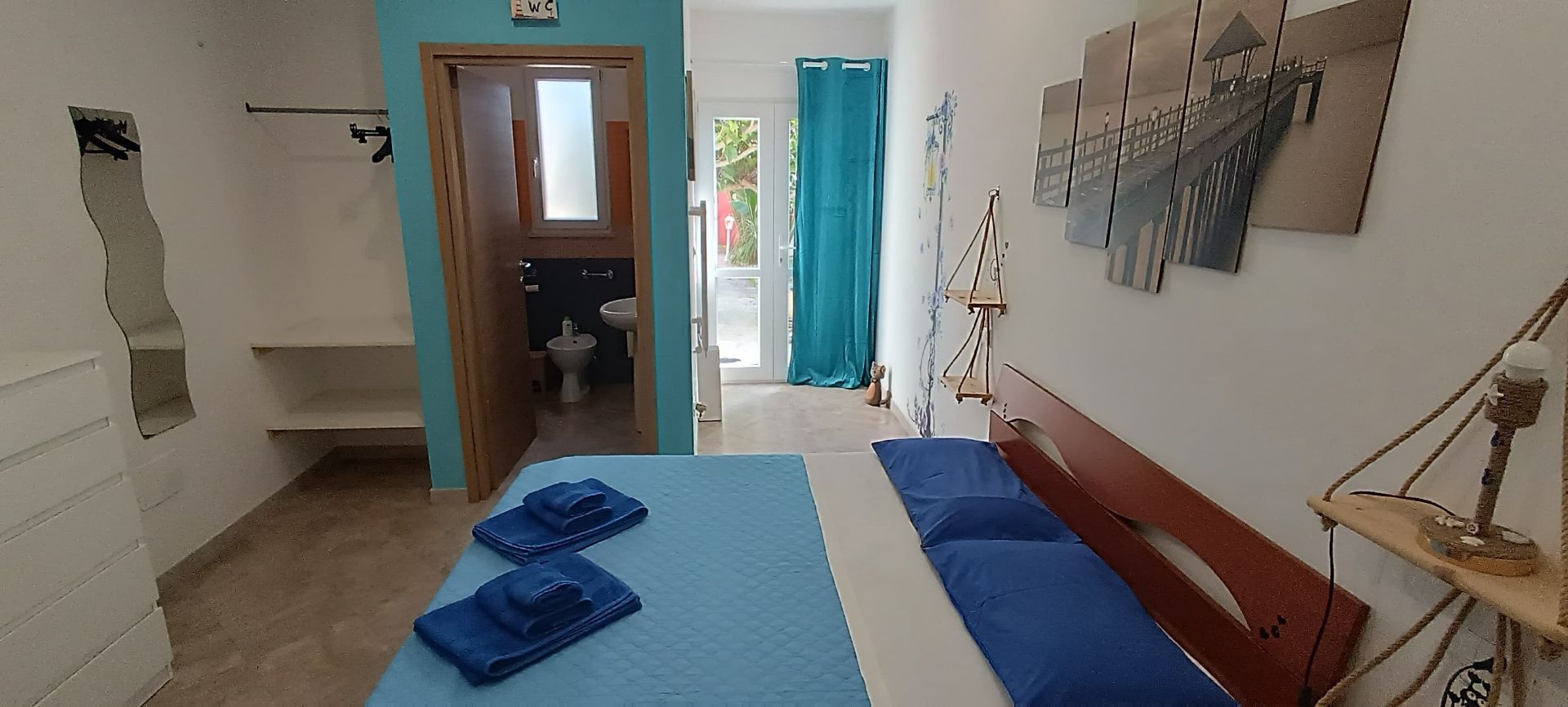 Monolocale accogliente, luminoso e confortevole.