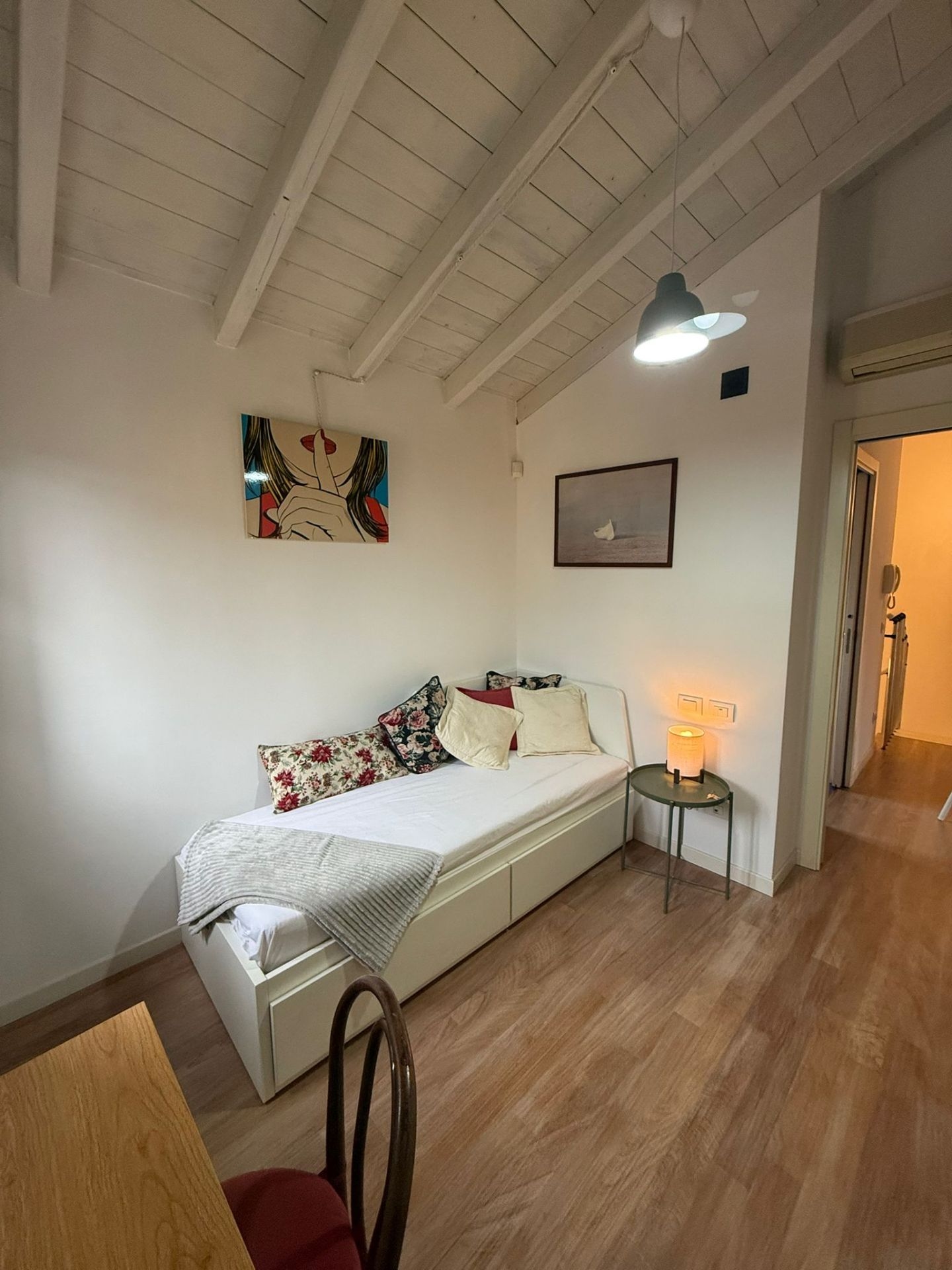 Posto letto in doppia spaziosa con balcone