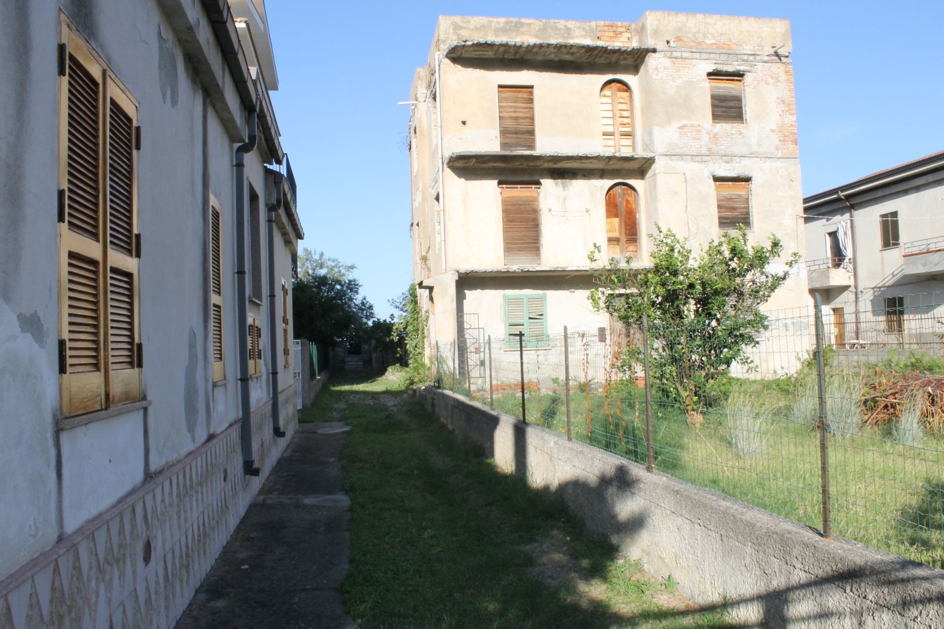 Casa indipendente su Corso Marina